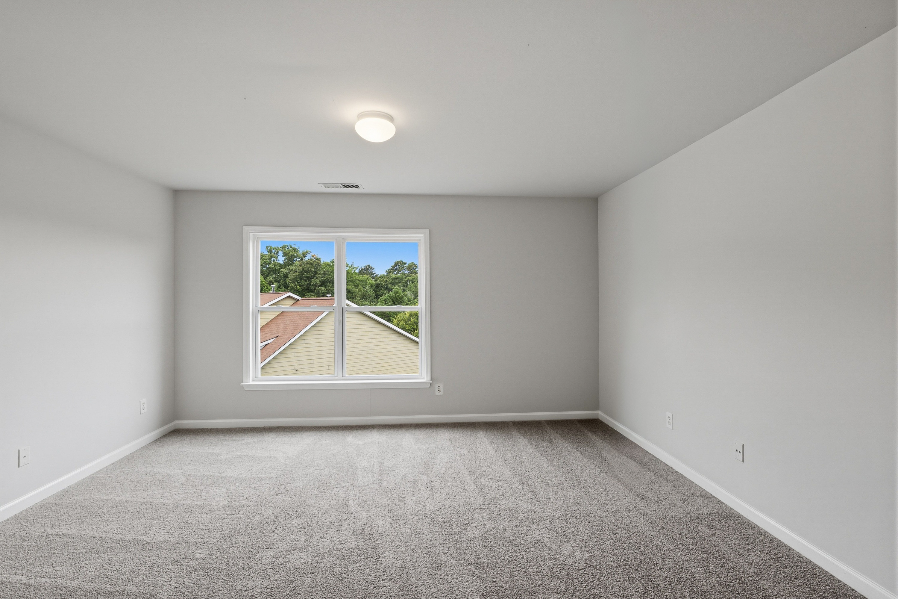Photo 27 of 64 of 7295 Madison Cir, Union City, GA