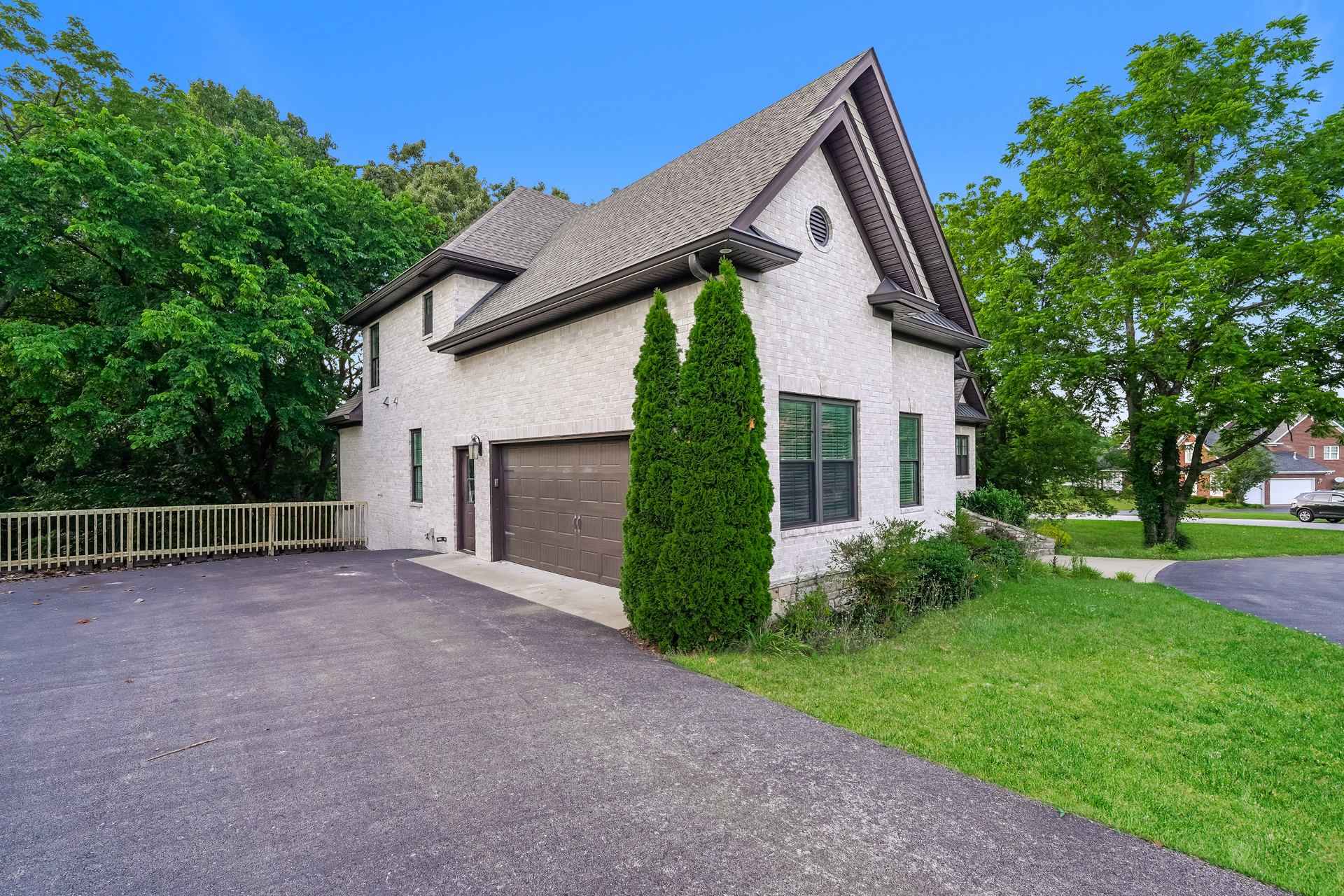 Photo 33 of 38 of 521 Autumnstone Ln, Bowling Green, KY