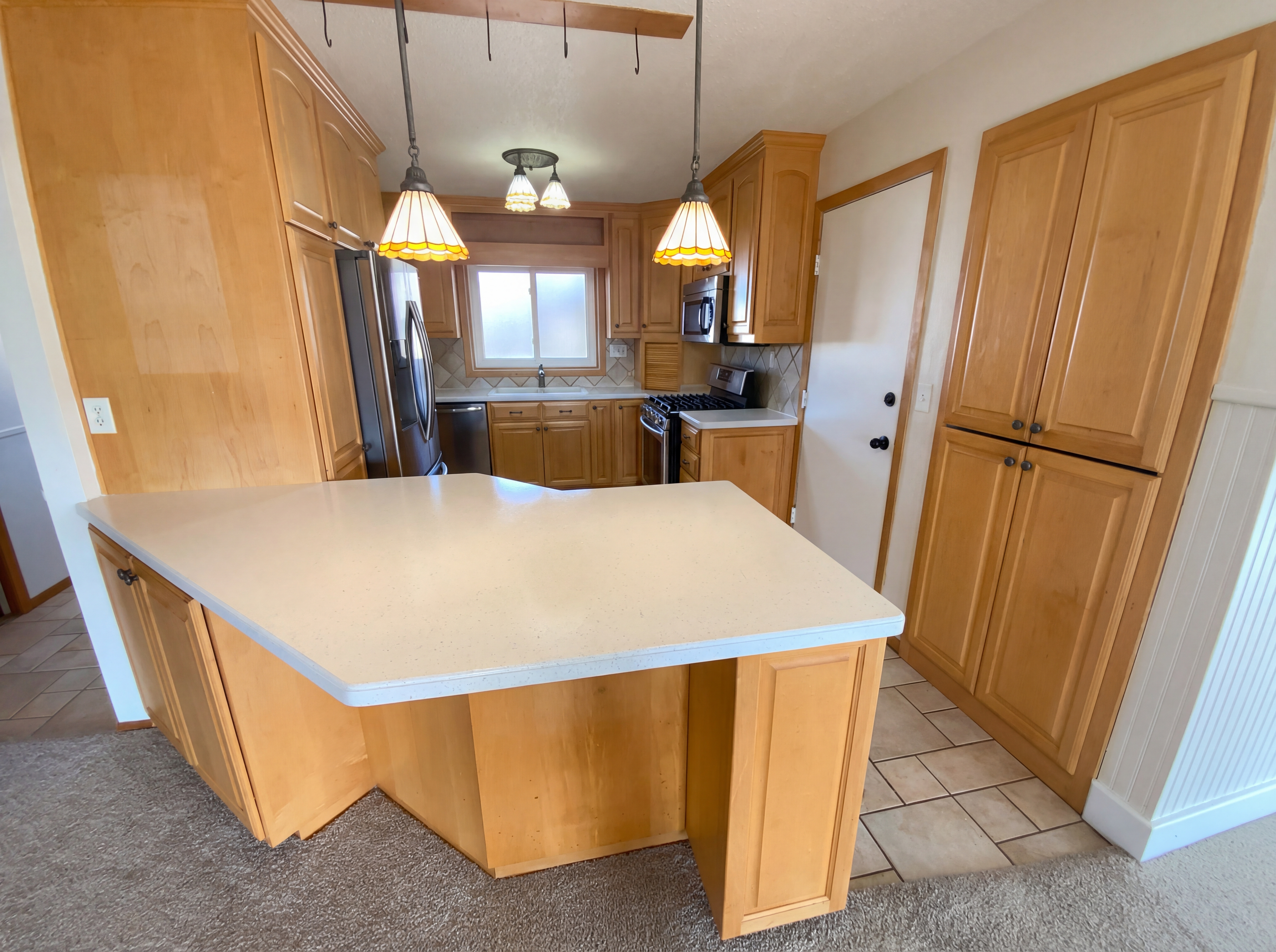 Photo 2 of 18 of 510 24th St SW, Rochester, MN