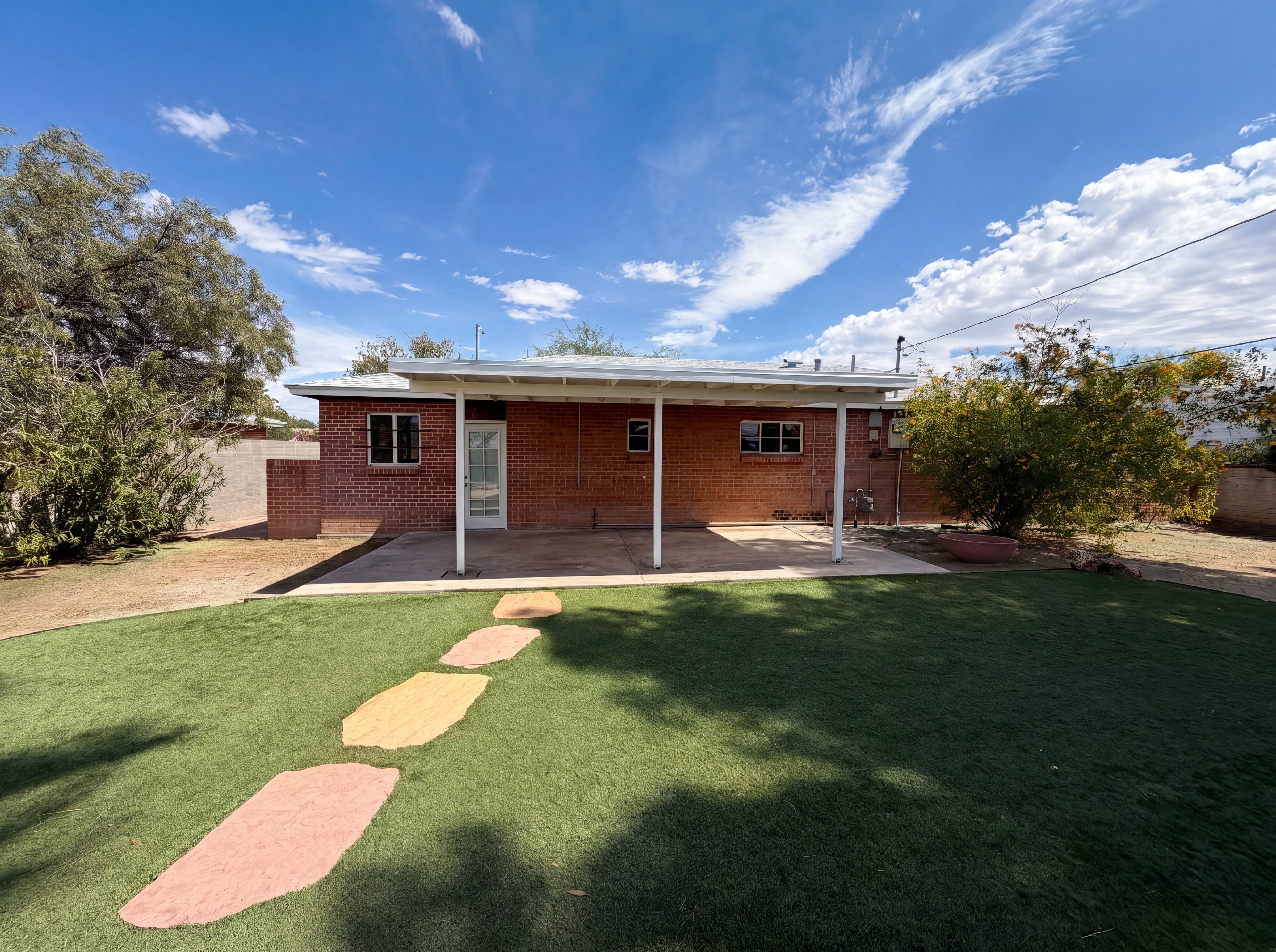 Photo 5 of 25 of 6611 E Julia St, Tucson, AZ