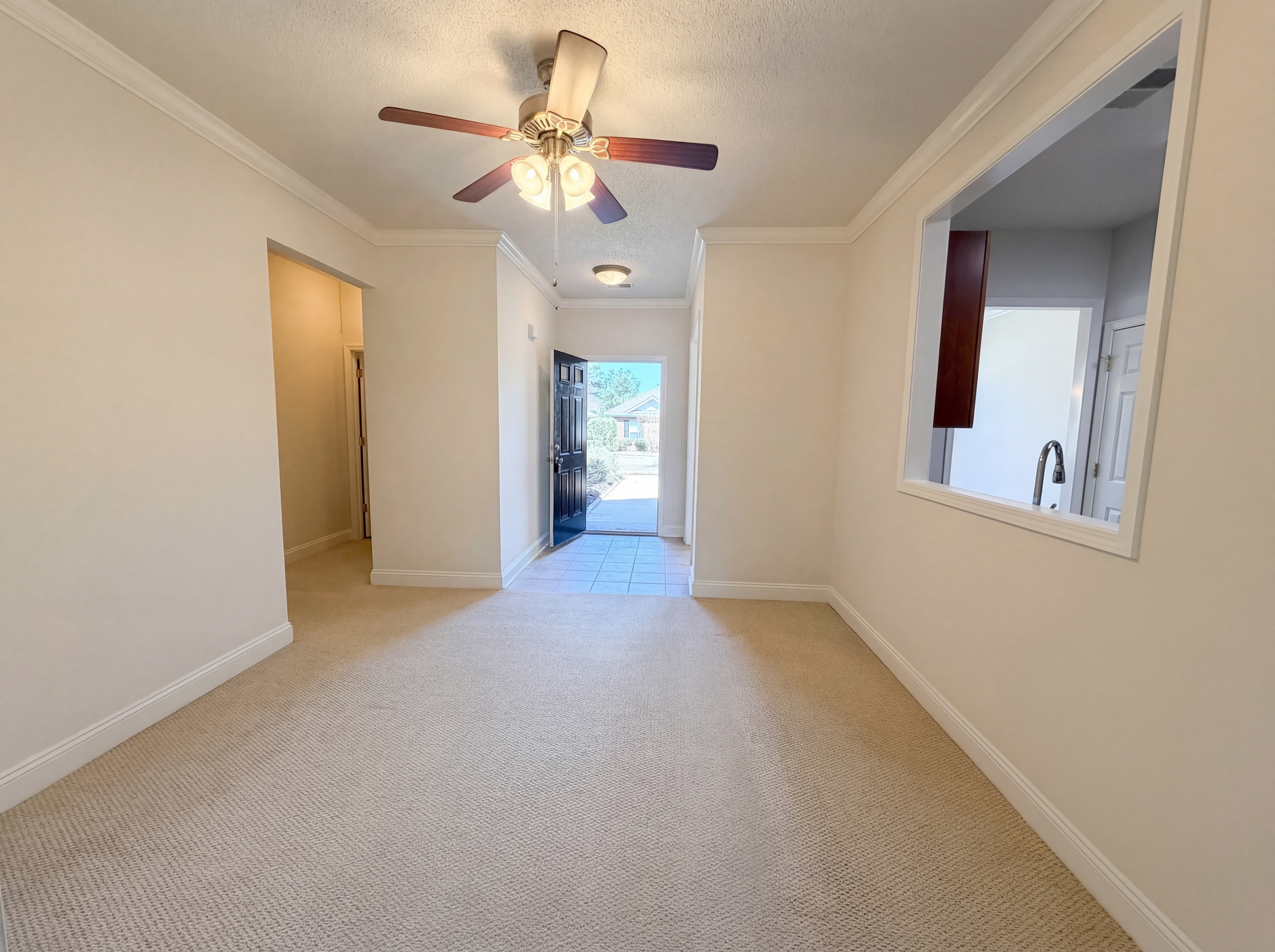 Photo 12 of 21 of 227 Faversham Ln, Columbia, SC