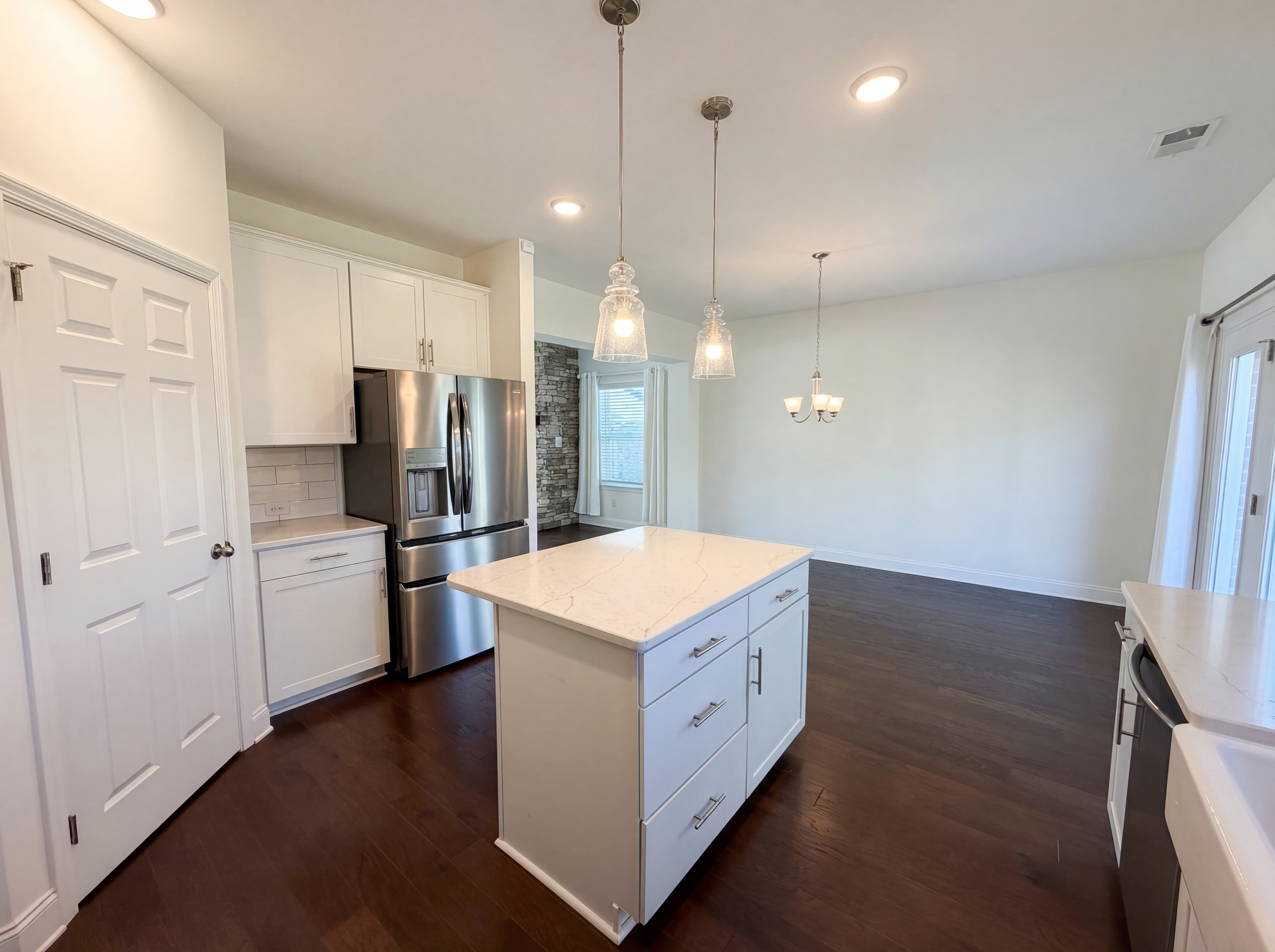 Photo 14 of 44 of 2714 Green Ash Ln, Knoxville, TN