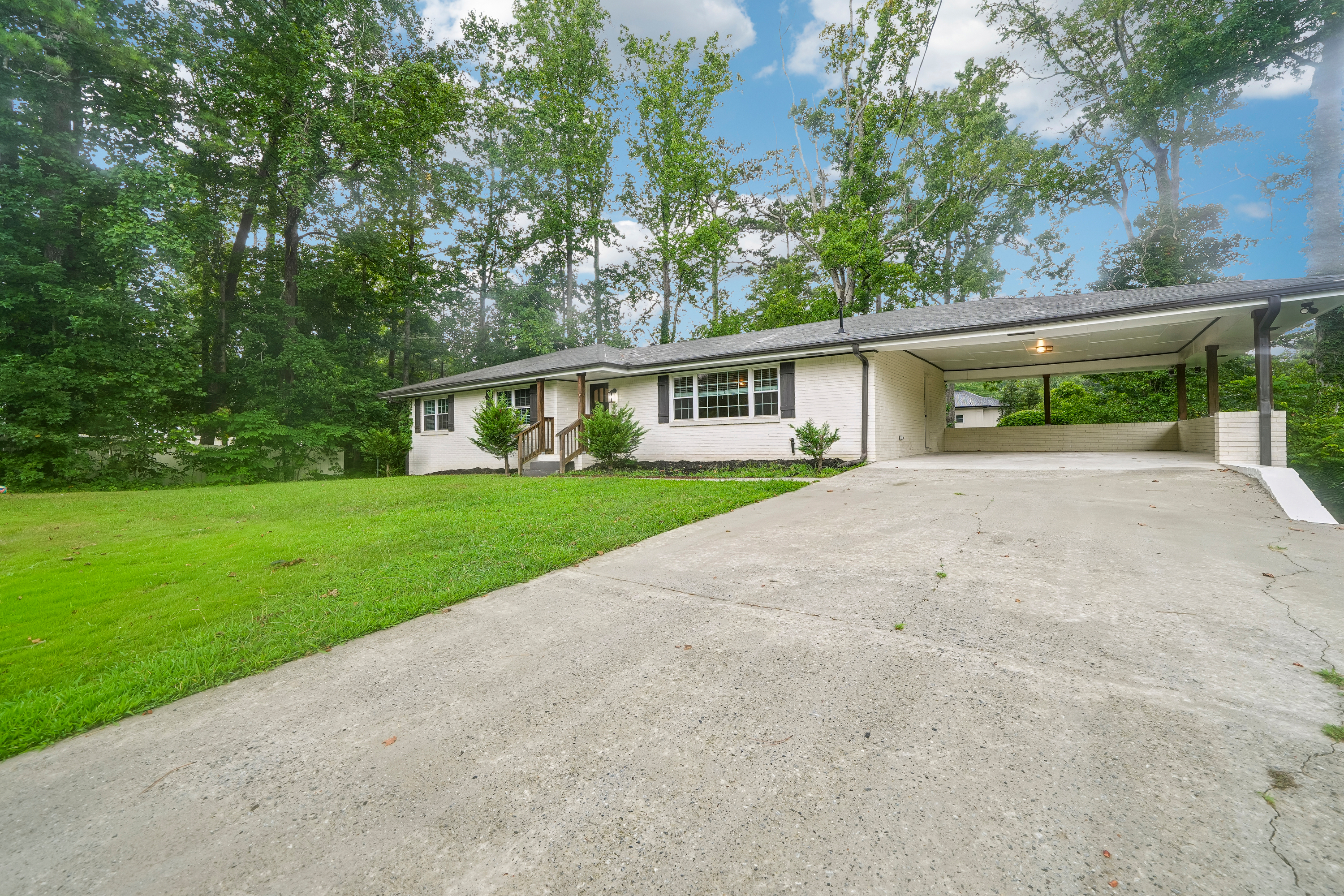 Photo 11 of 40 of 319 Prairie View Pl SW, Atlanta, GA