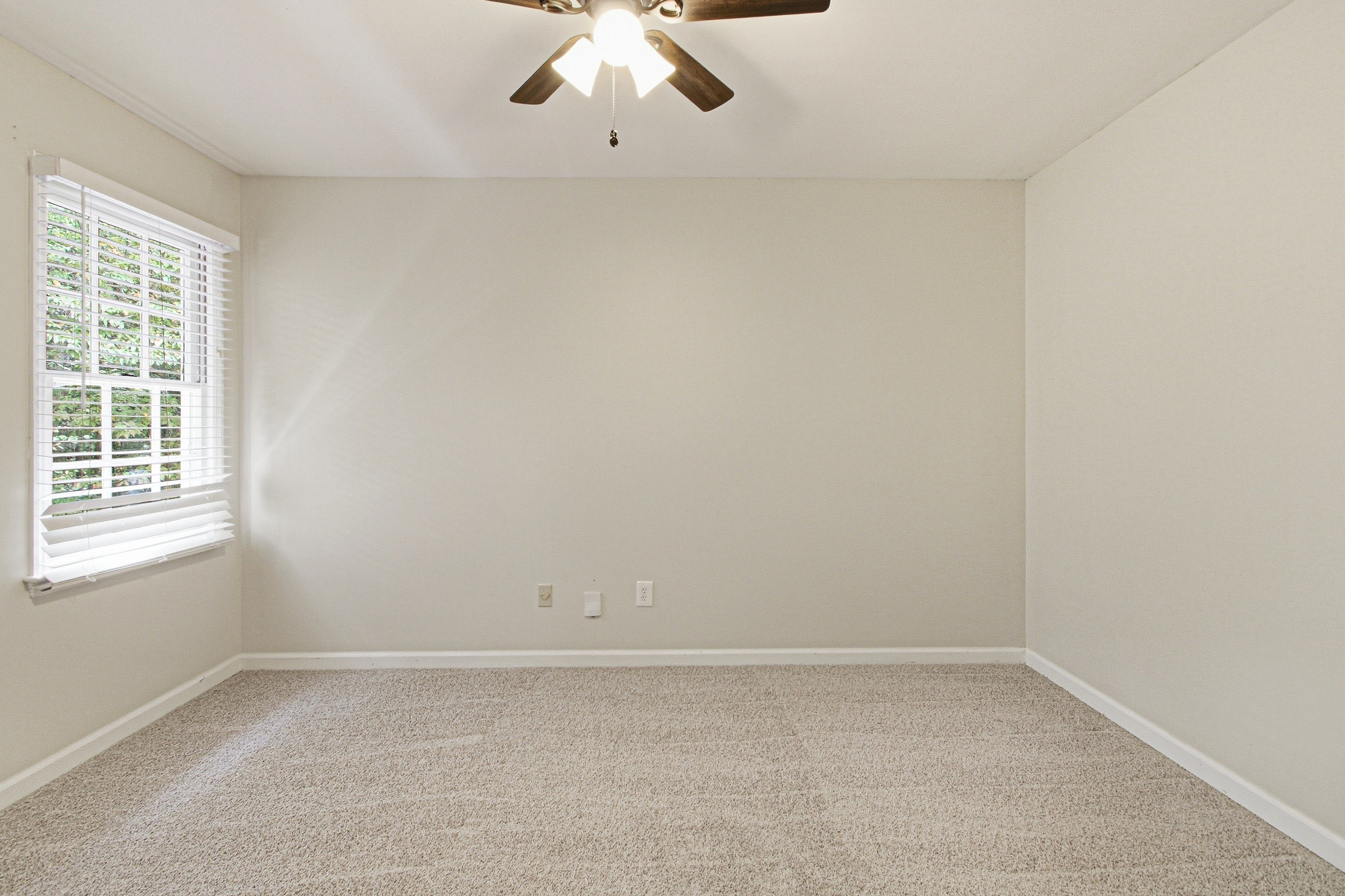 Photo 16 of 30 of 3514 Nettle Ln NE, Roswell, GA