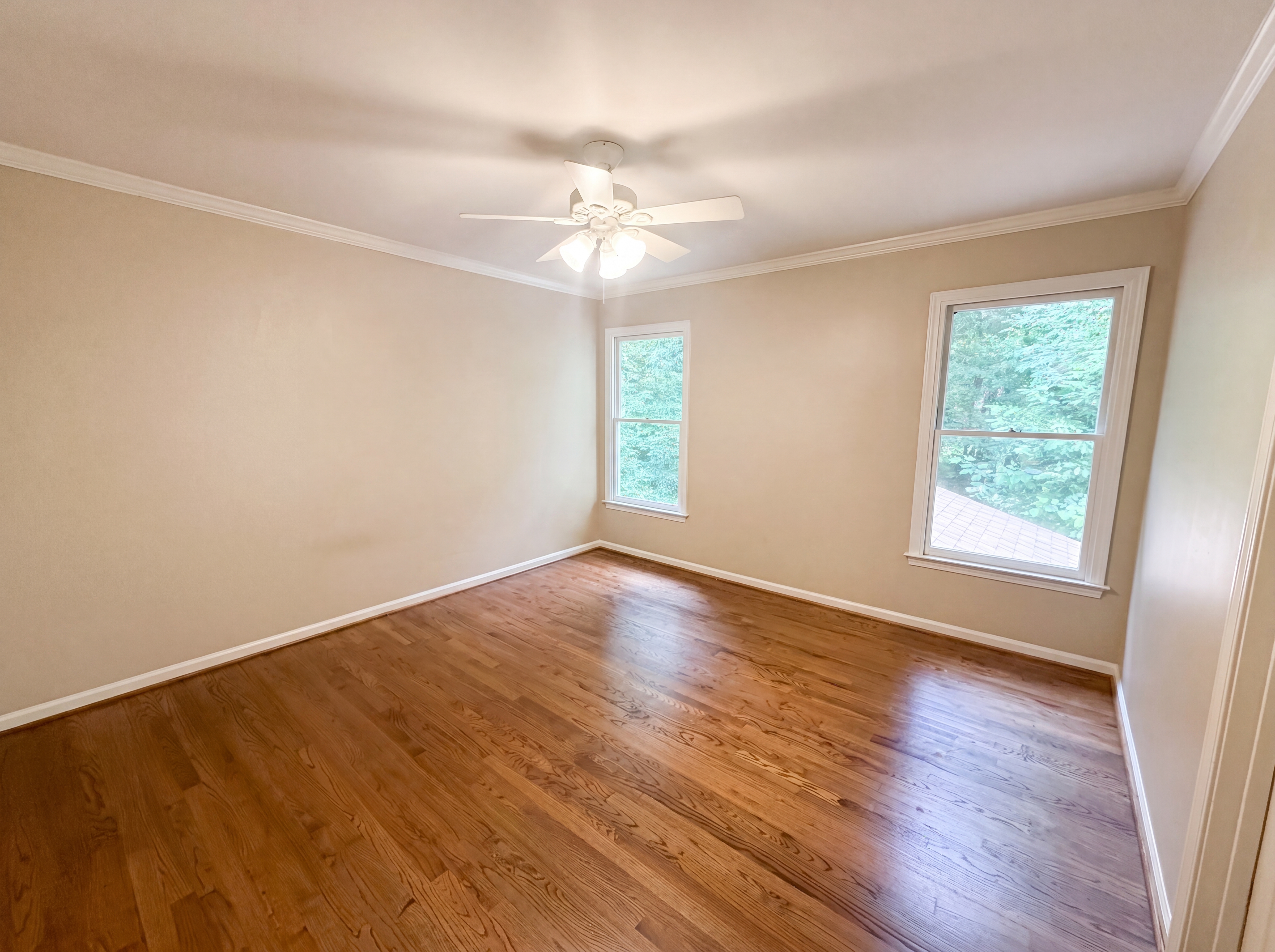 Photo 14 of 34 of 2299 Camden Dr SW, Marietta, GA