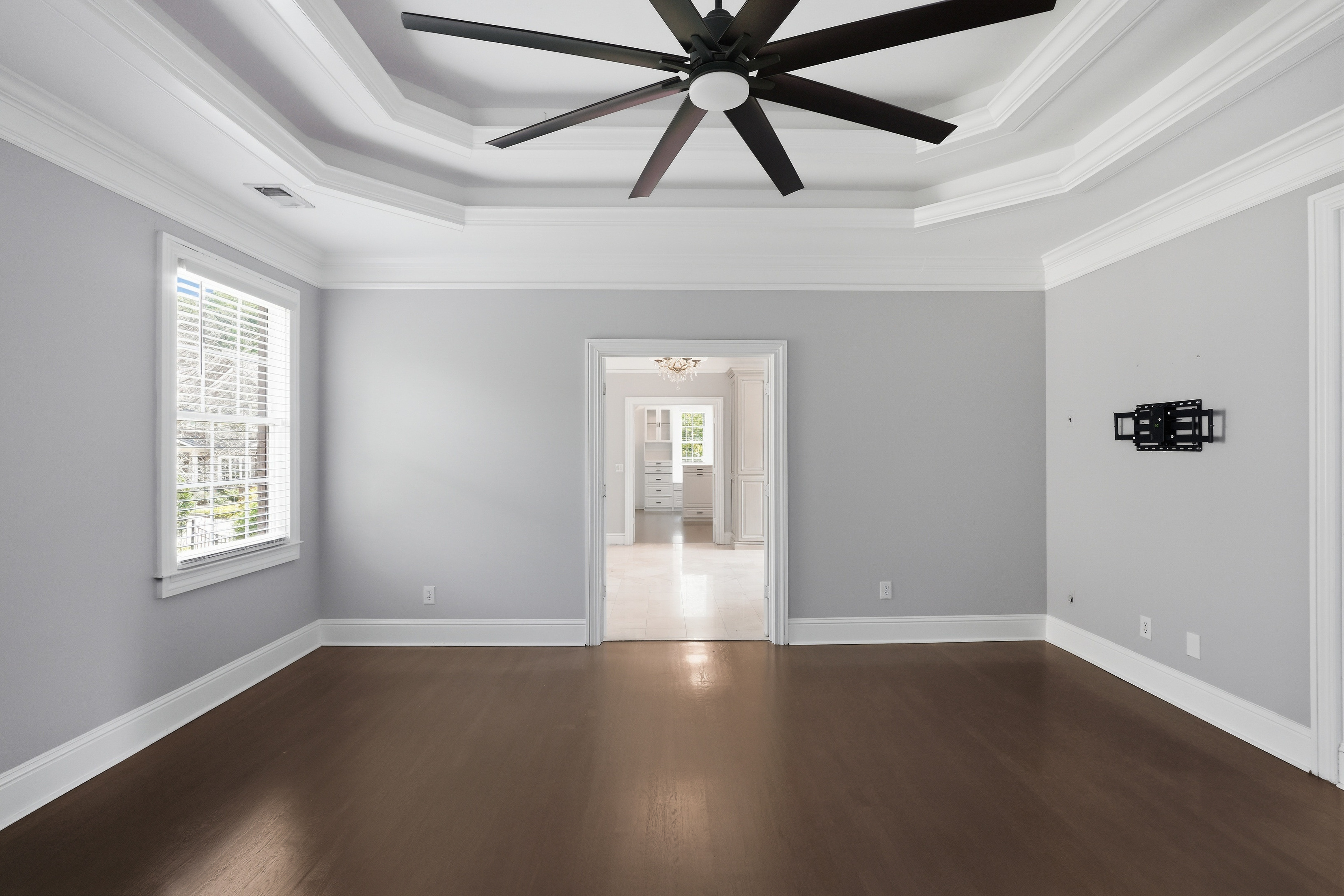 Photo 5 of 54 of 245 Steeple Point Dr, Roswell, GA