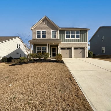 Property photo 1 of 2693 Watergarden St
