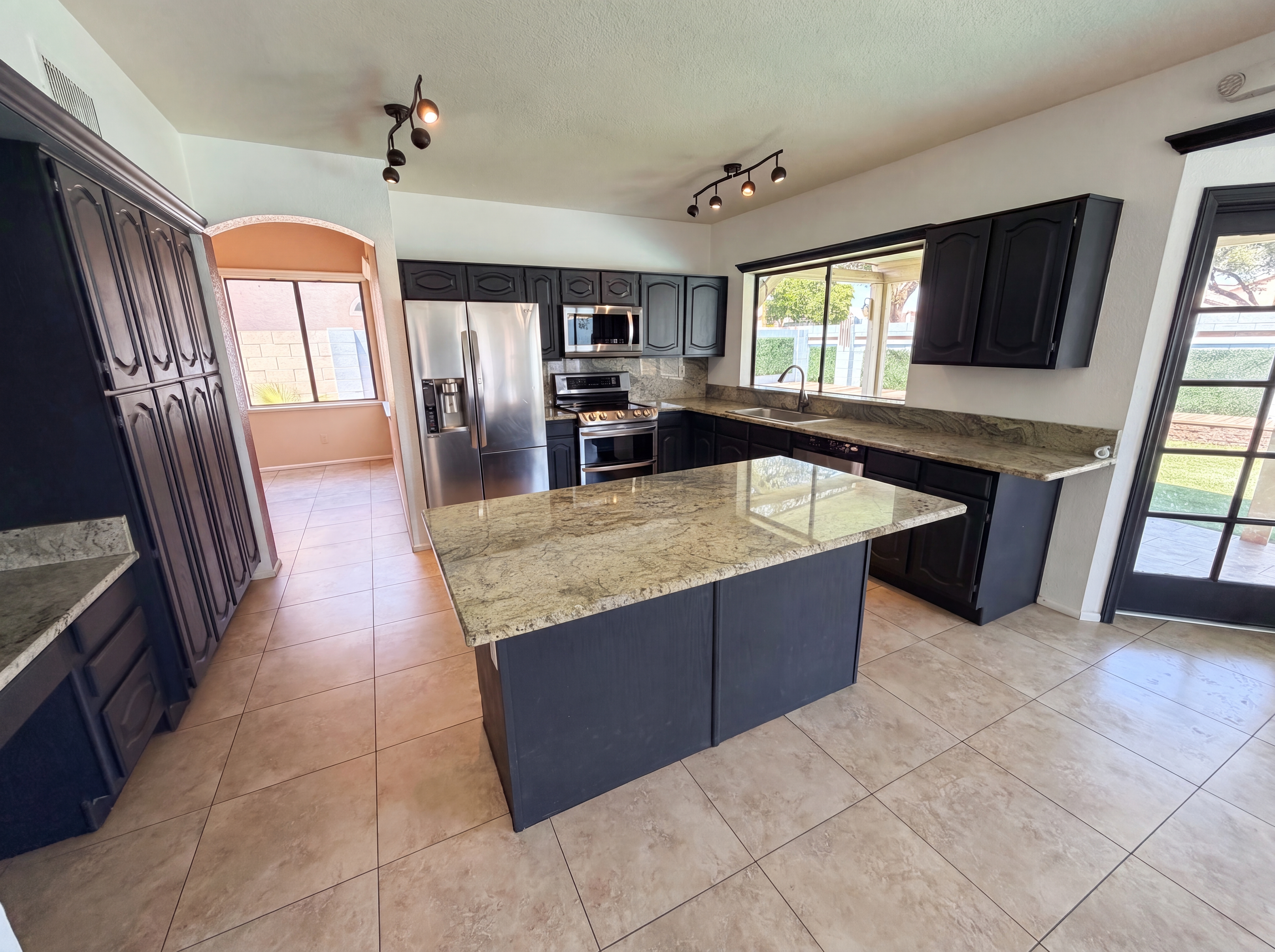 Photo 17 of 45 of 3810 N Wintergreen Way, Avondale, AZ