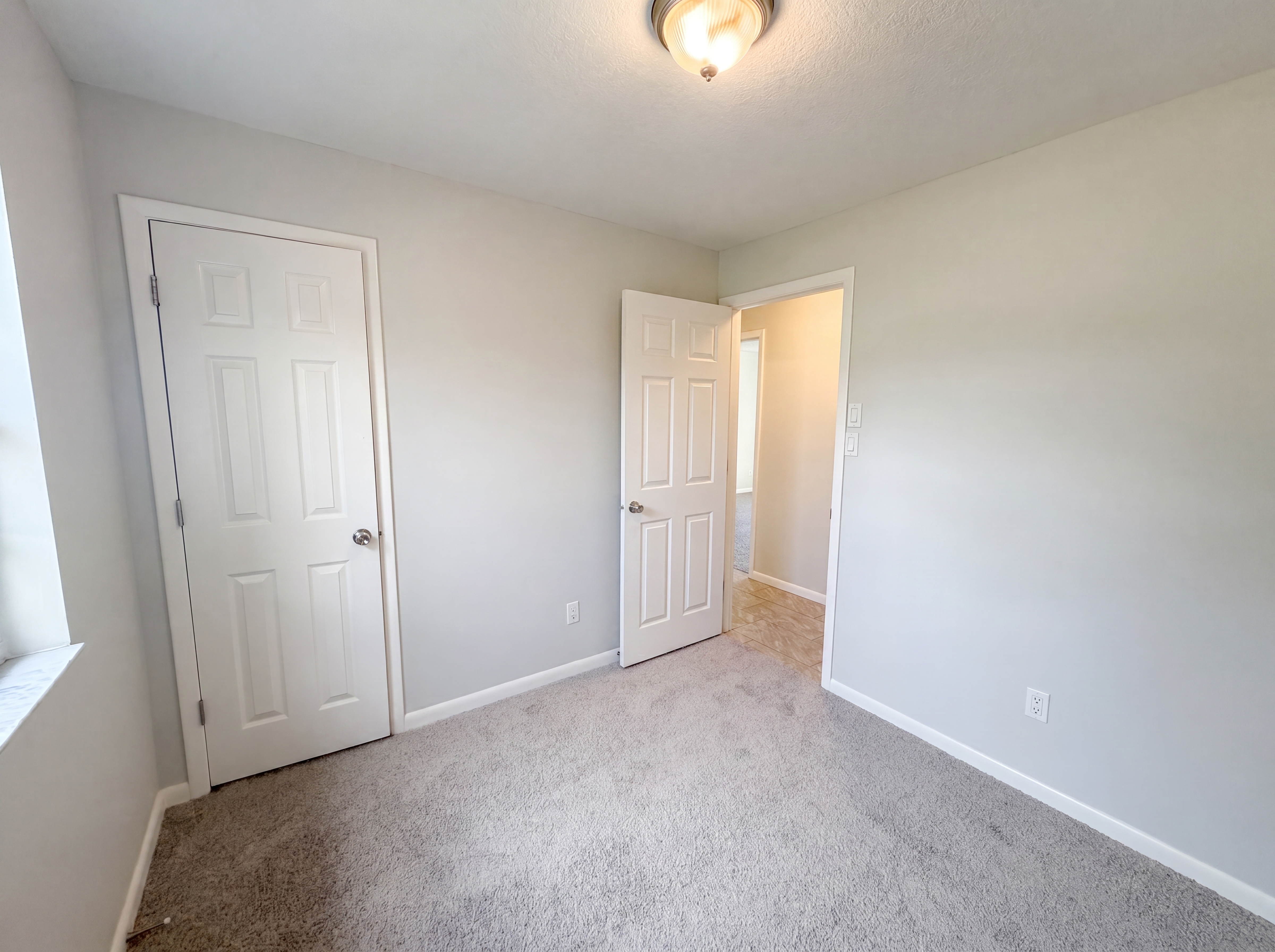 Photo 9 of 22 of 880 Fruitland Dr, Deltona, FL