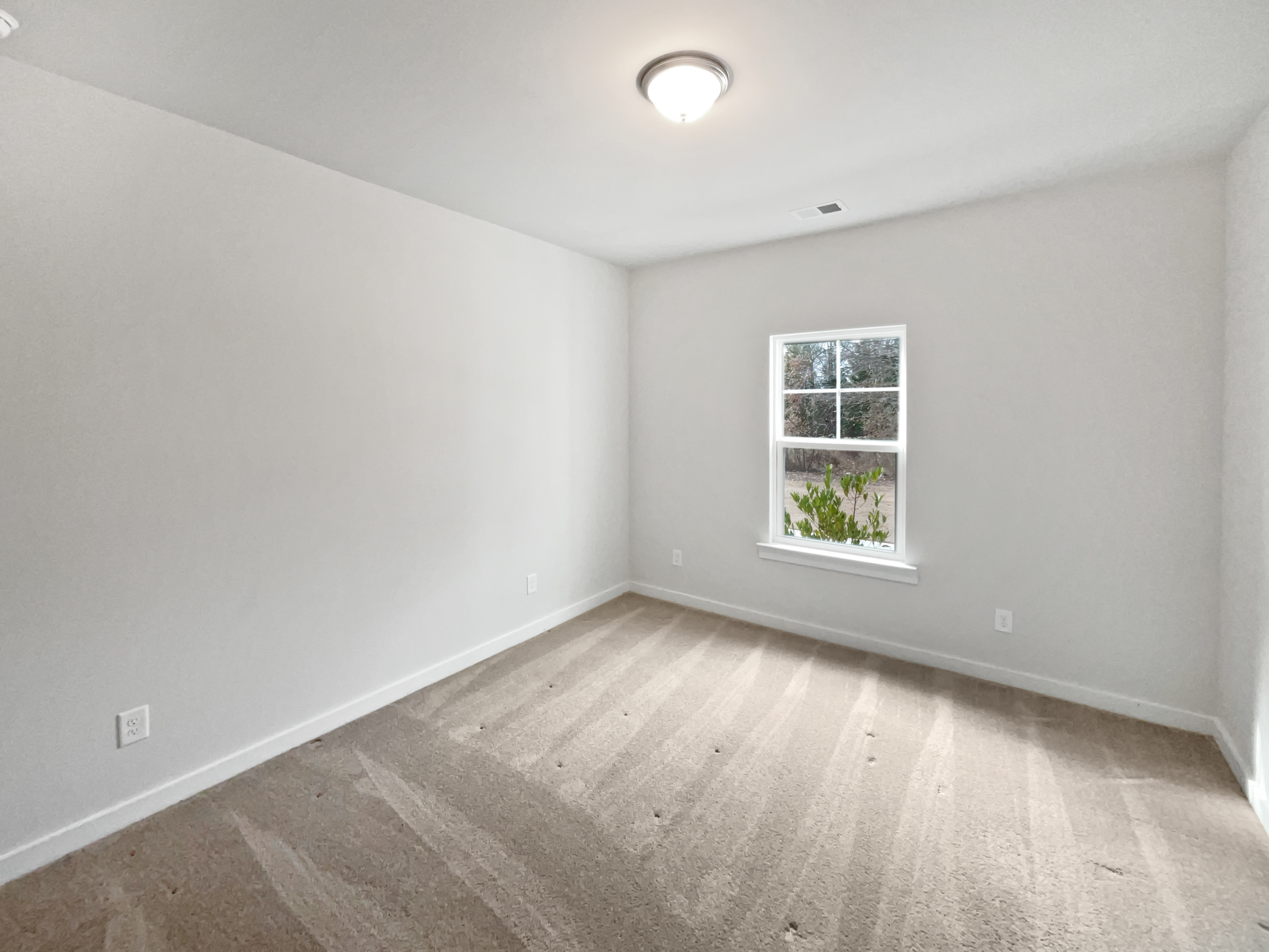 Photo 17 of 22 of 2976 Rambler Dr, Loganville, GA