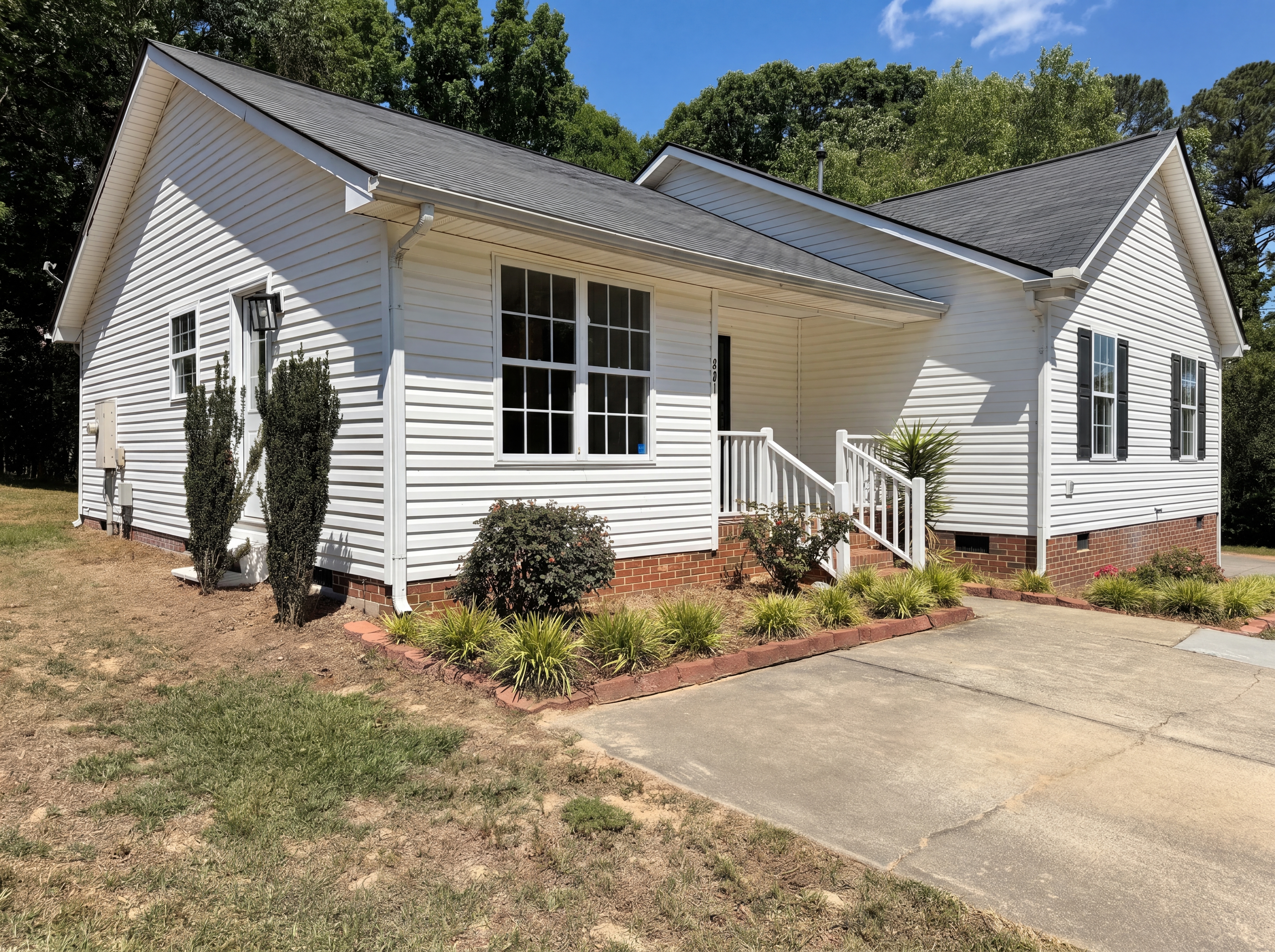Photo 18 of 20 of 301 Hocutt Dr, Clayton, NC