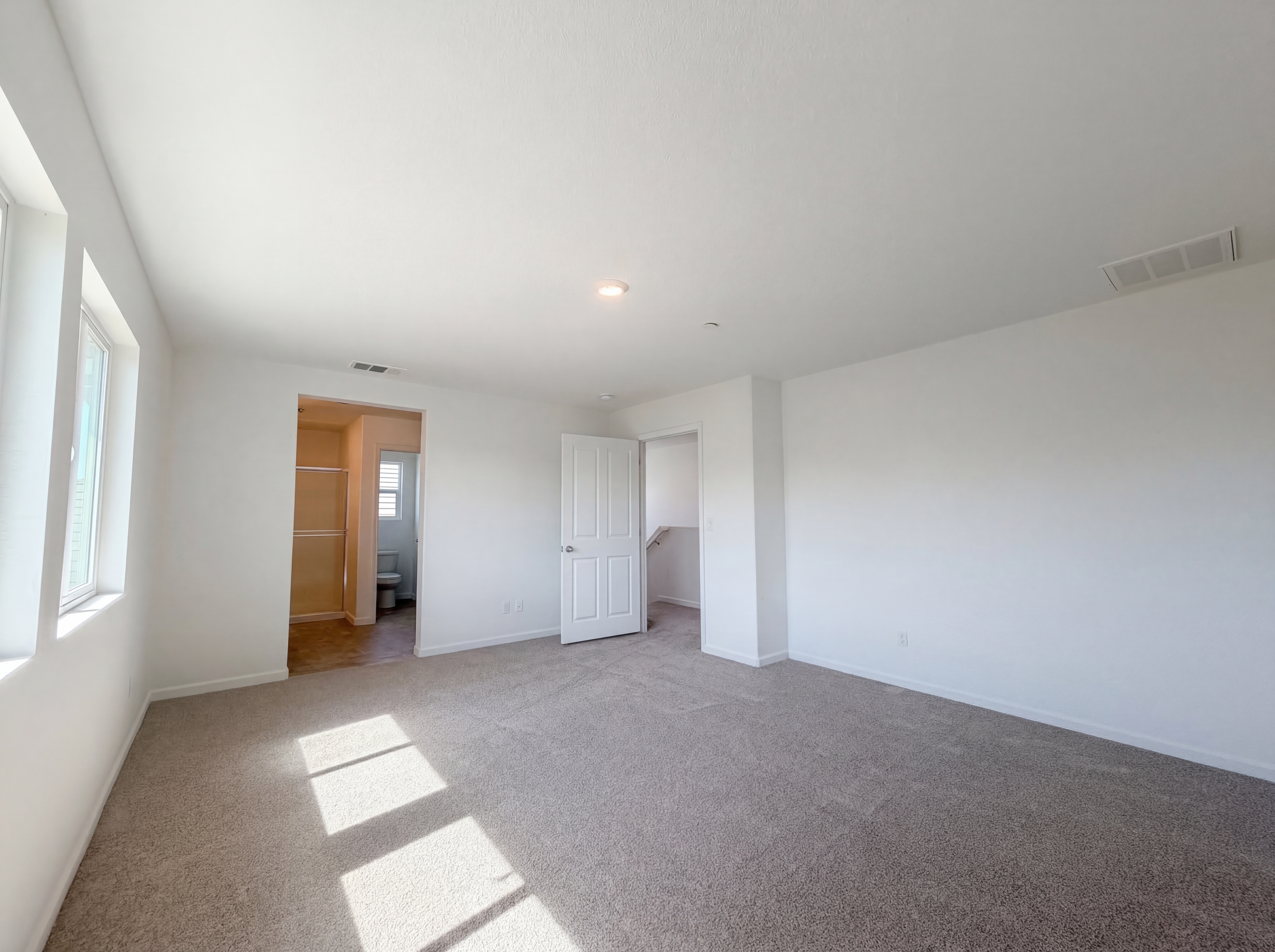 Photo 36 of 46 of 1176 Willow Hill Ave, Sacramento, CA