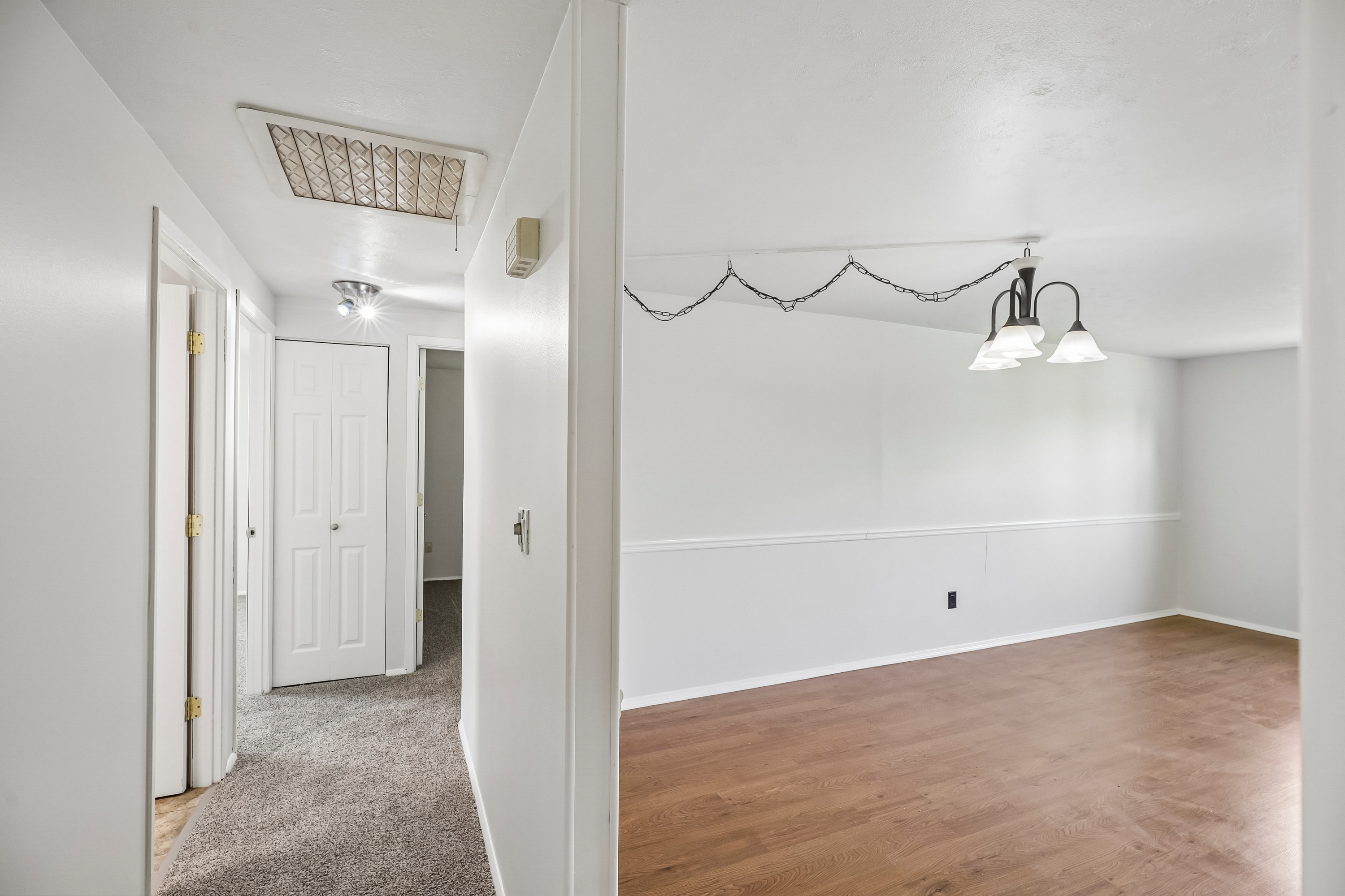 Photo 19 of 39 of 6423 Luton Ct, Dayton, OH