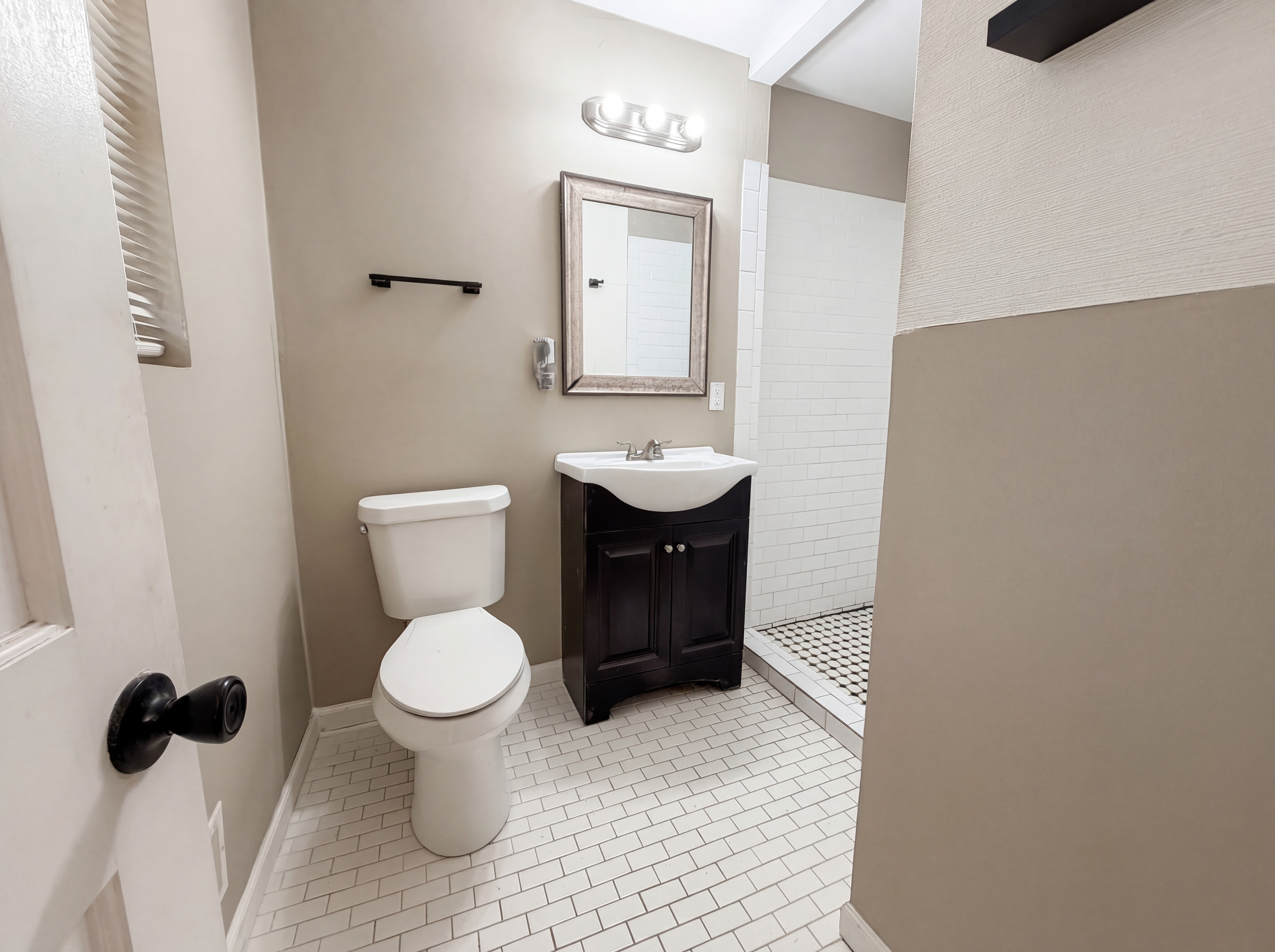 Photo 14 of 22 of 1848 Westridge Dr, Birmingham, AL