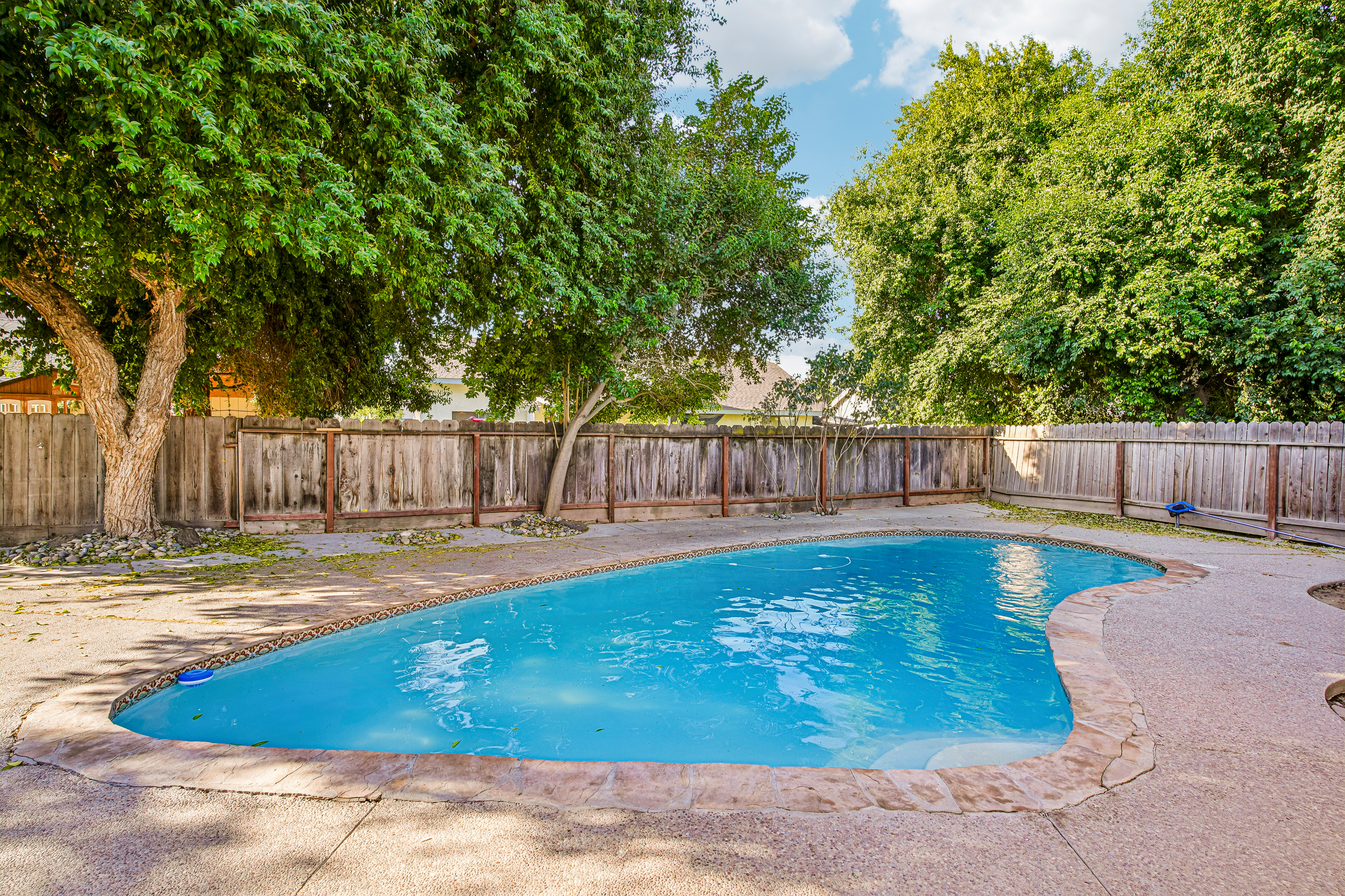 Photo 27 of 31 of 2100 Sandpoint Dr, Modesto, CA