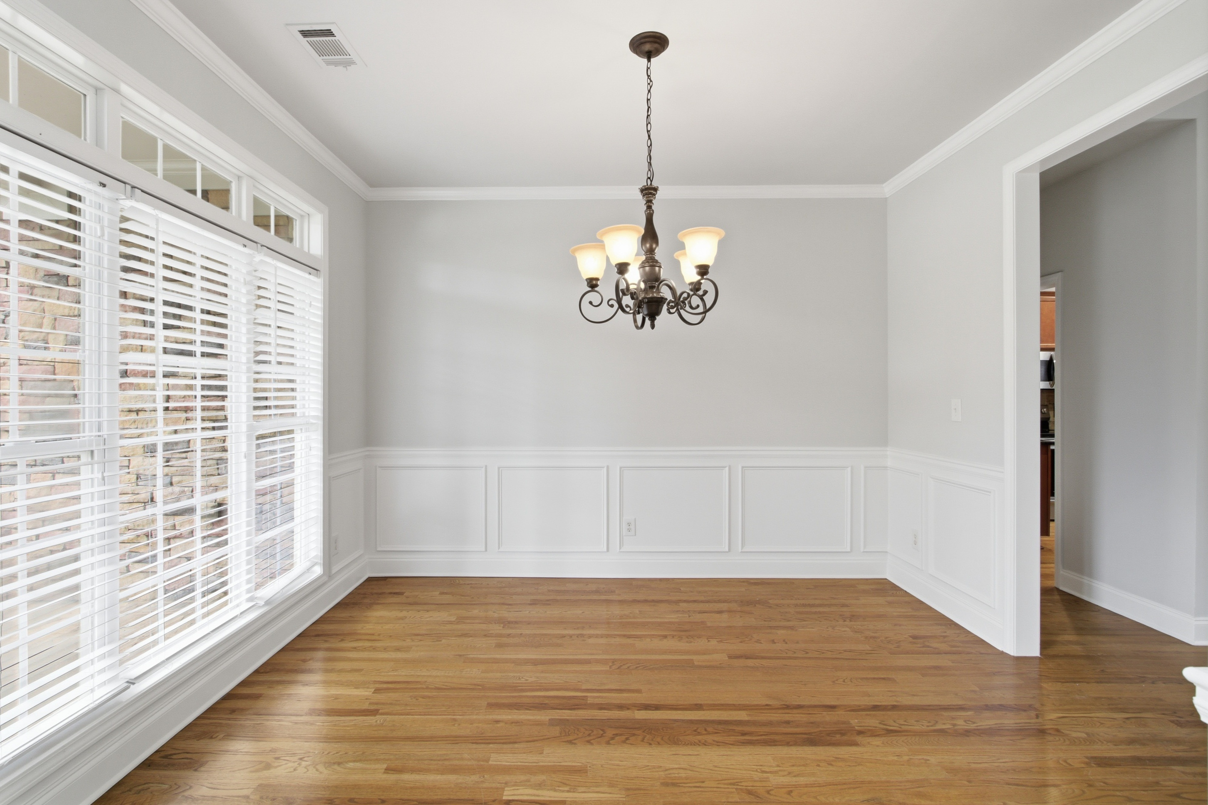 Photo 12 of 46 of 30 Roberson Dr NE, Cartersville, GA