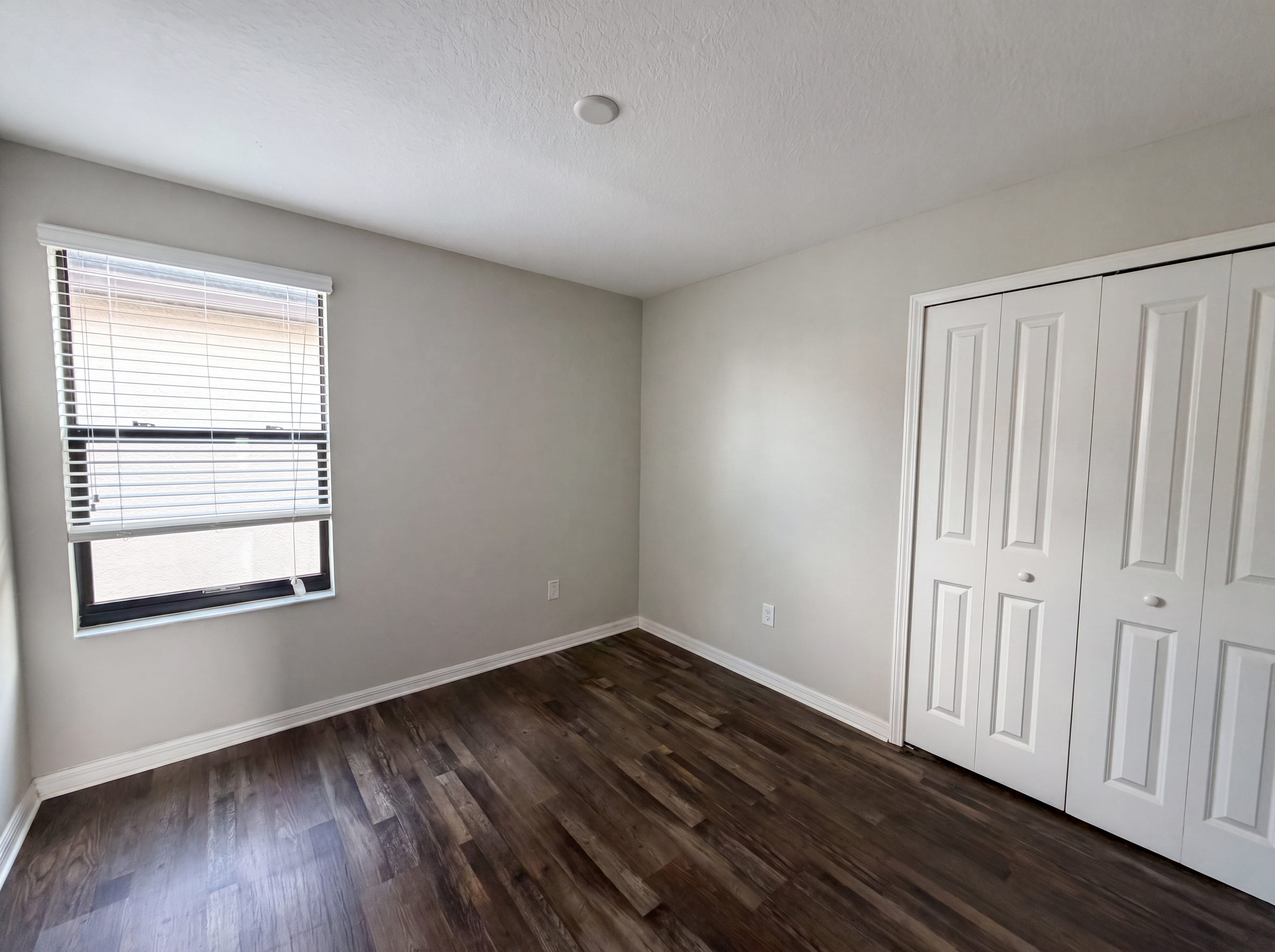 Photo 4 of 16 of 11126 Hudson Hills Ln, Riverview, FL