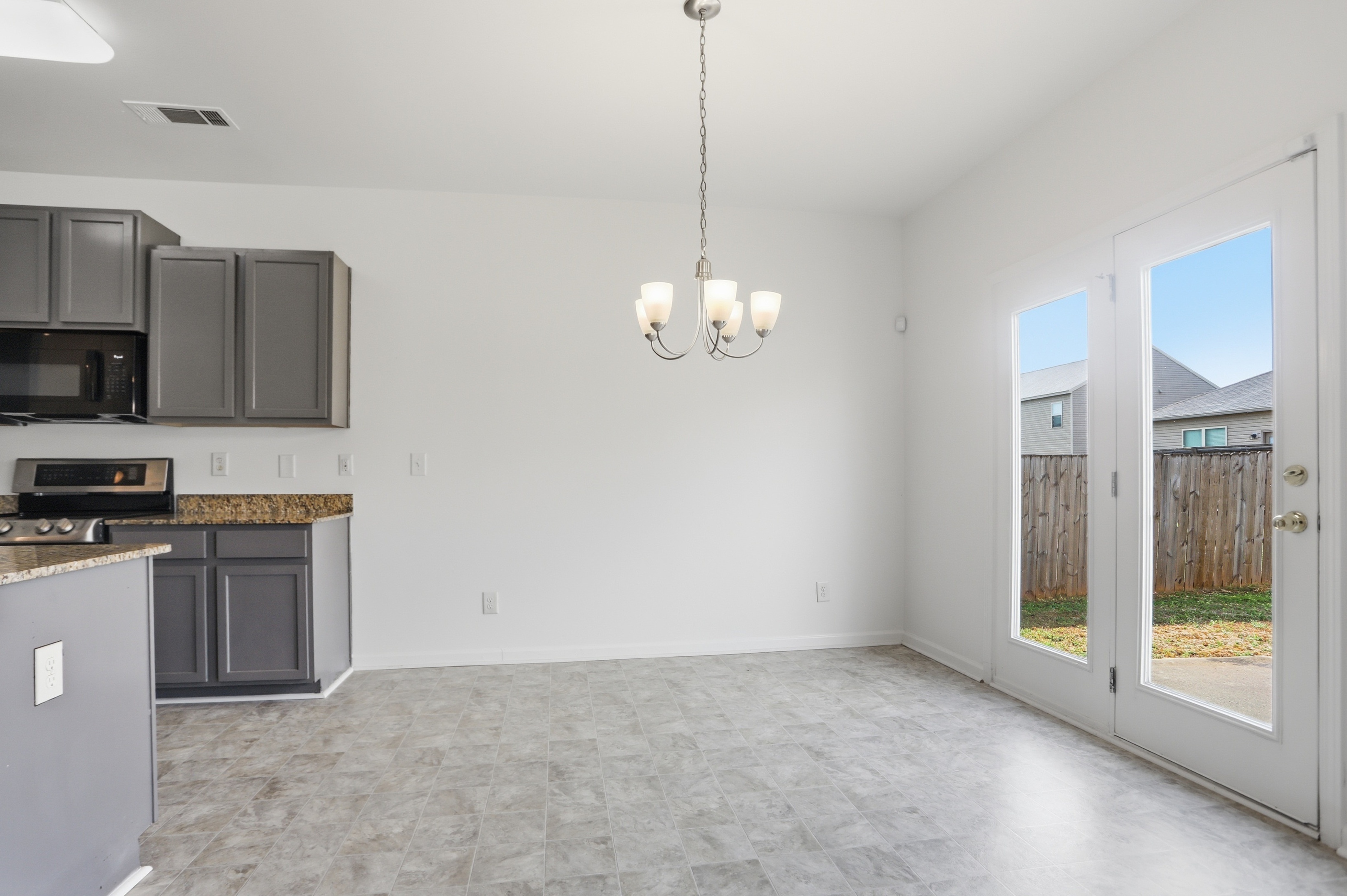 Photo 16 of 41 of 1705 Blue Heron Way, Lovejoy, GA