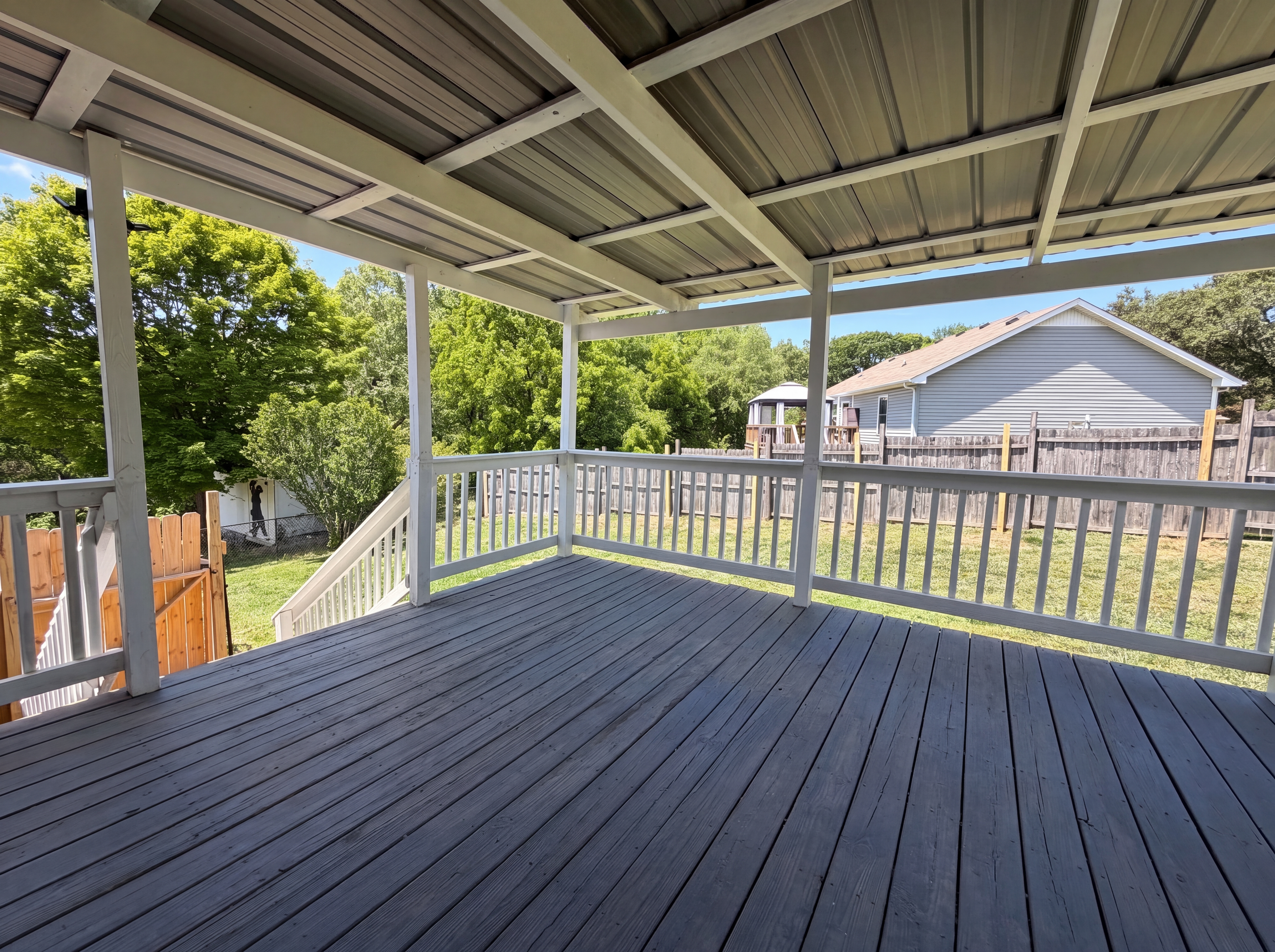 Photo 12 of 15 of 1037 Shadowbrook Dr, Greenbrier, TN