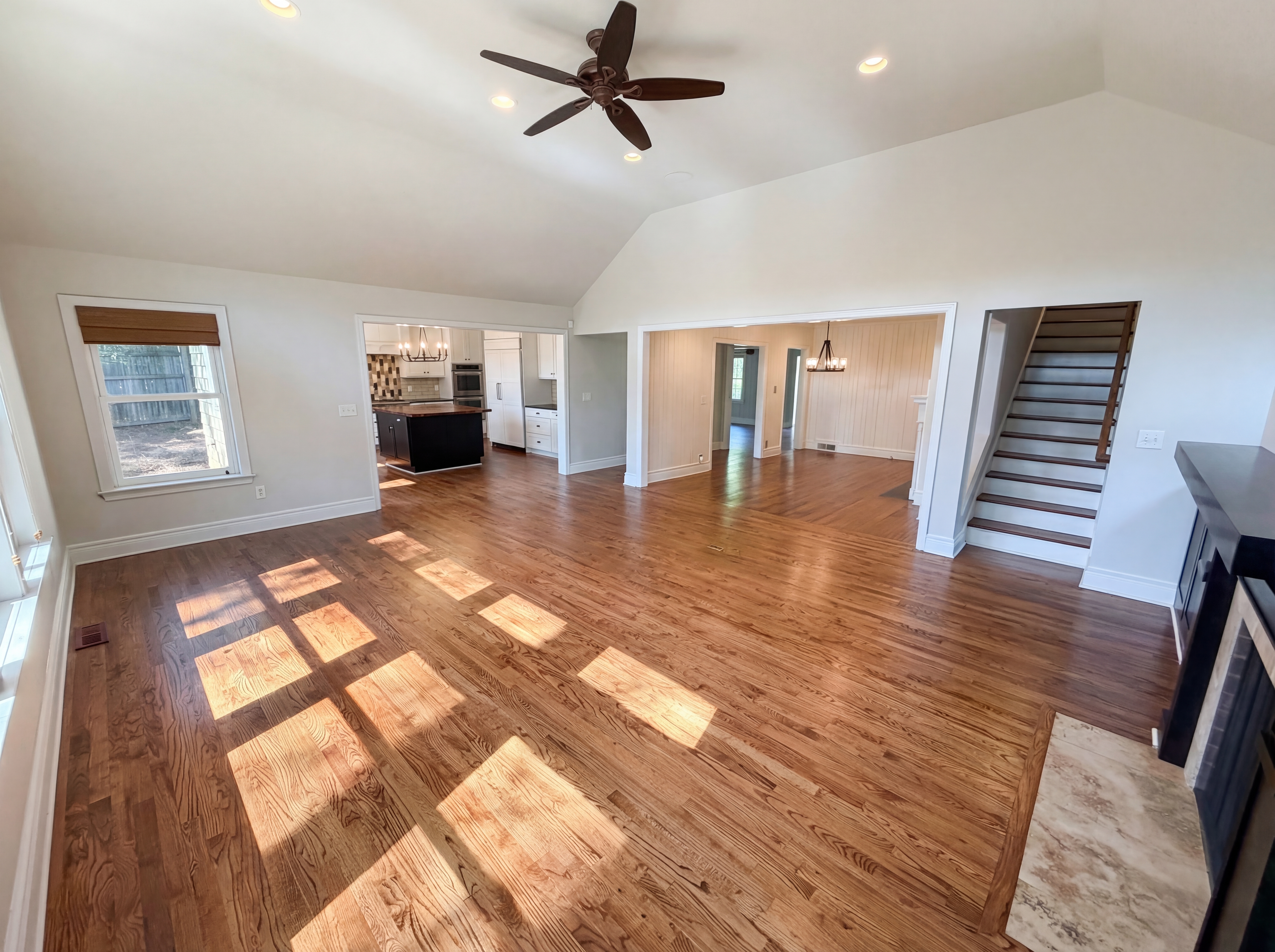 Photo 18 of 32 of 4467 Woodlark Ln, Charlotte, NC