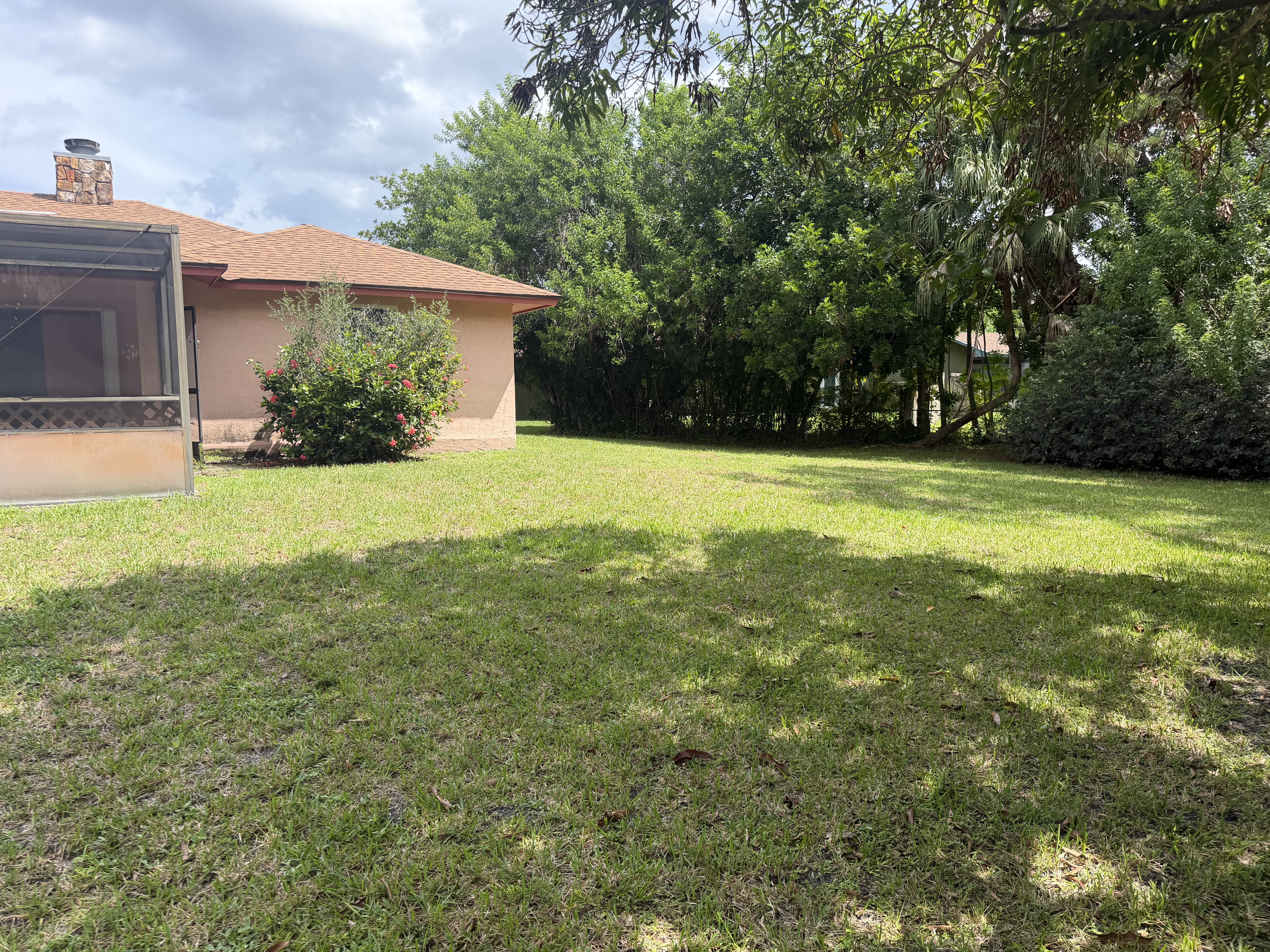 Photo 24 of 30 of 3123 SE Quanset Cir, Stuart, FL