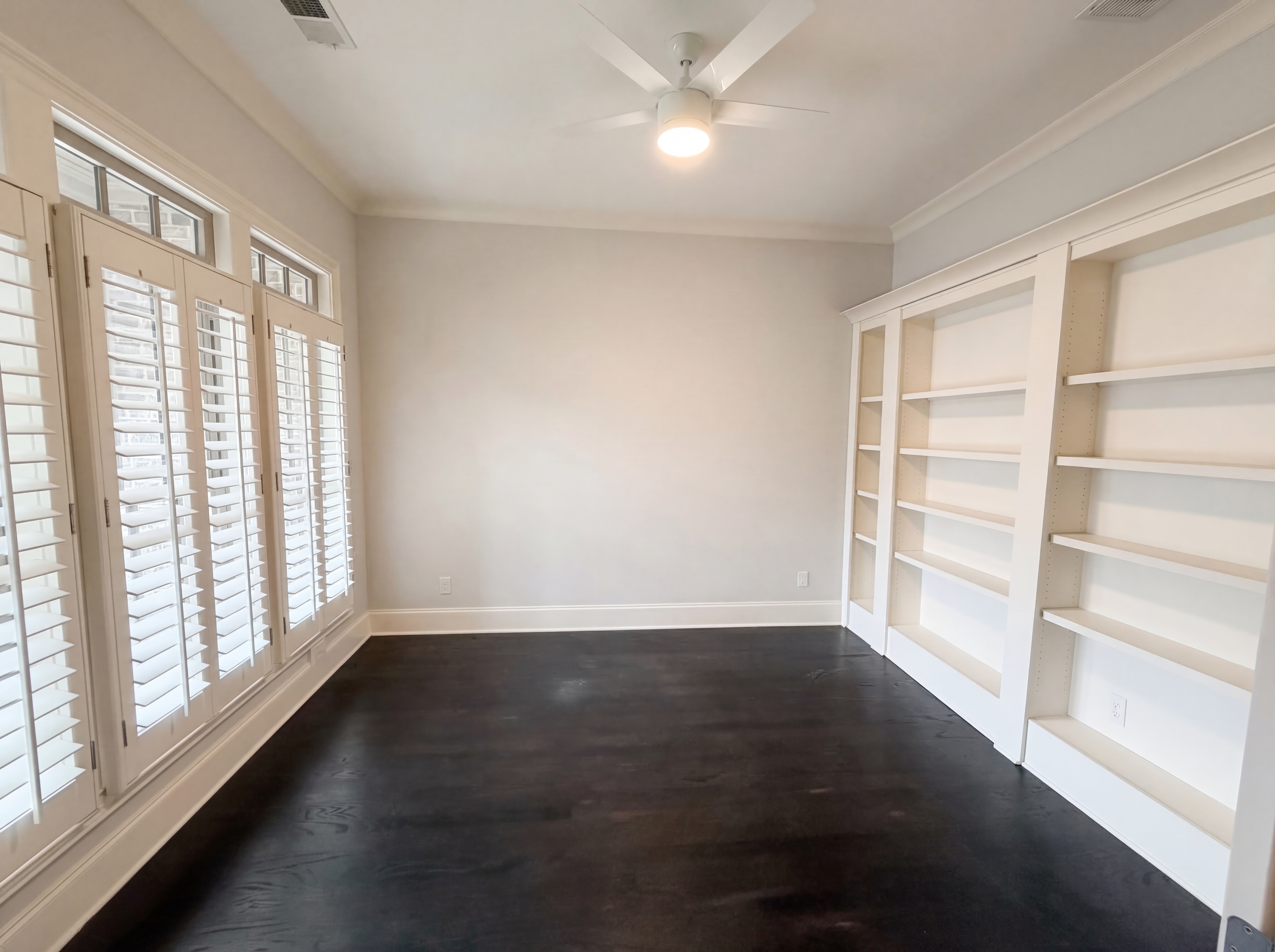 Photo 11 of 38 of 1803 Kent Ave, Dunwoody, GA