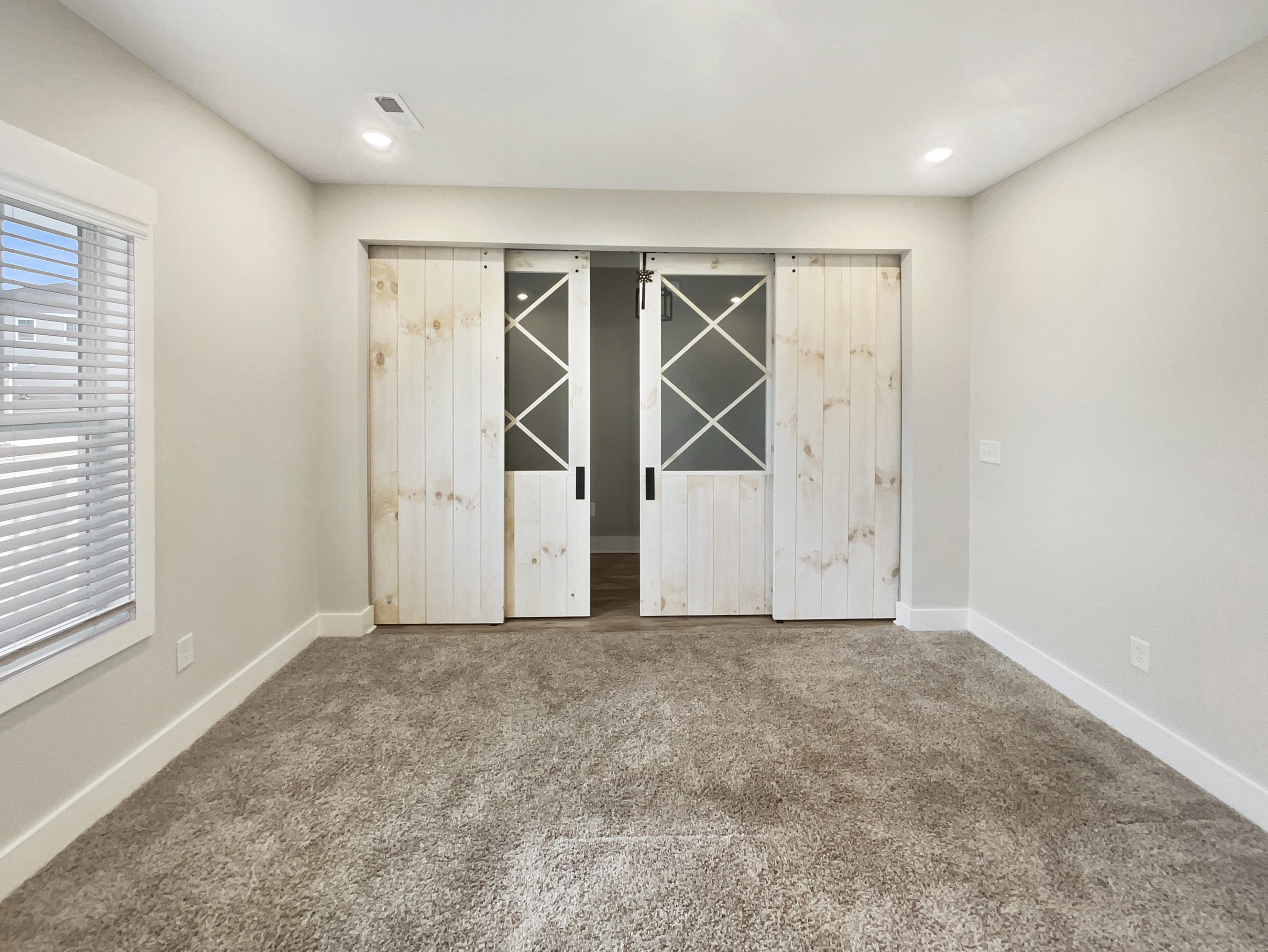 Photo 8 of 29 of 315 Pewter Cir, Simpsonville, SC