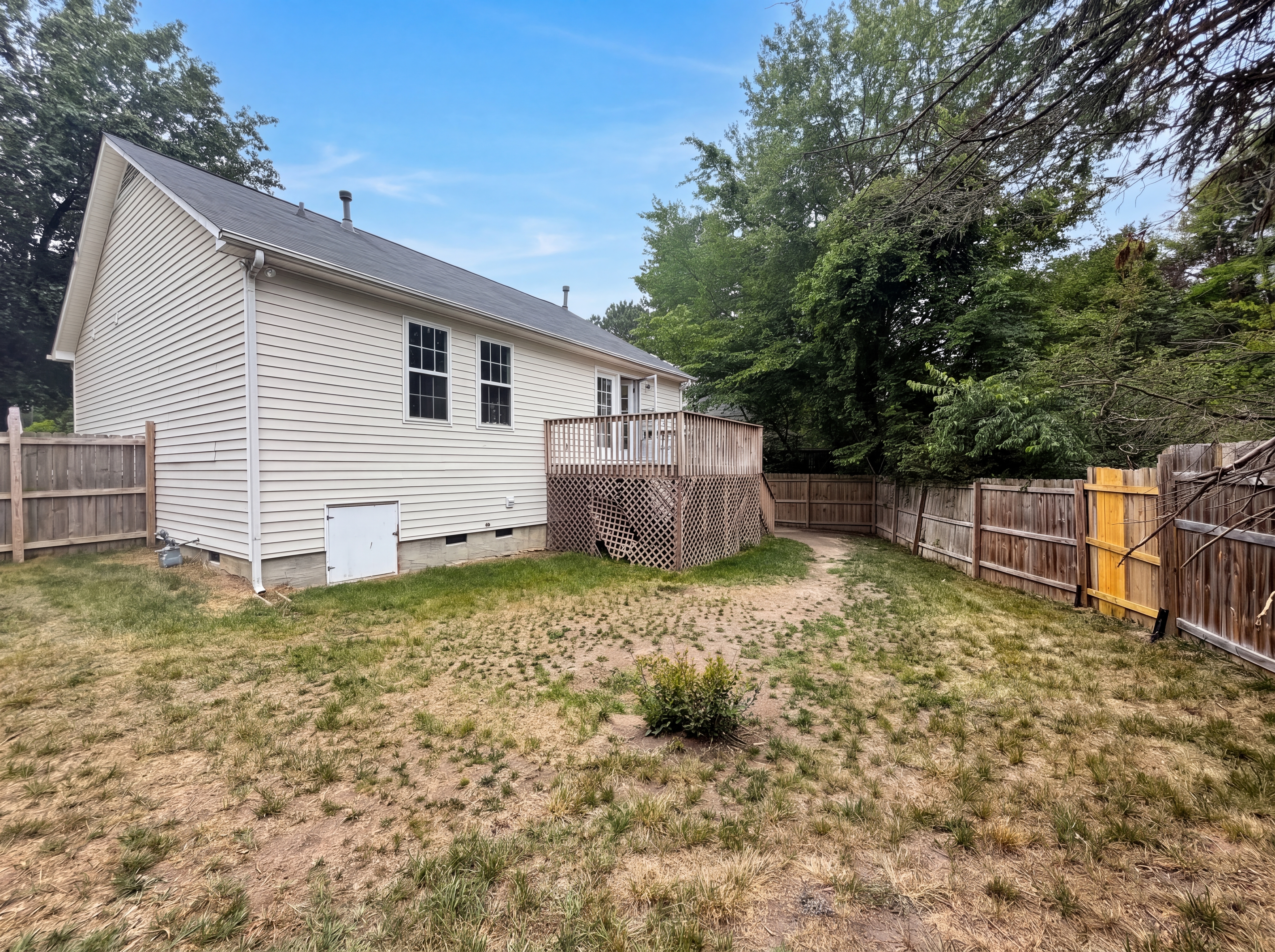 Photo 14 of 15 of 2100 Walnut Ridge Ct, Raleigh, NC