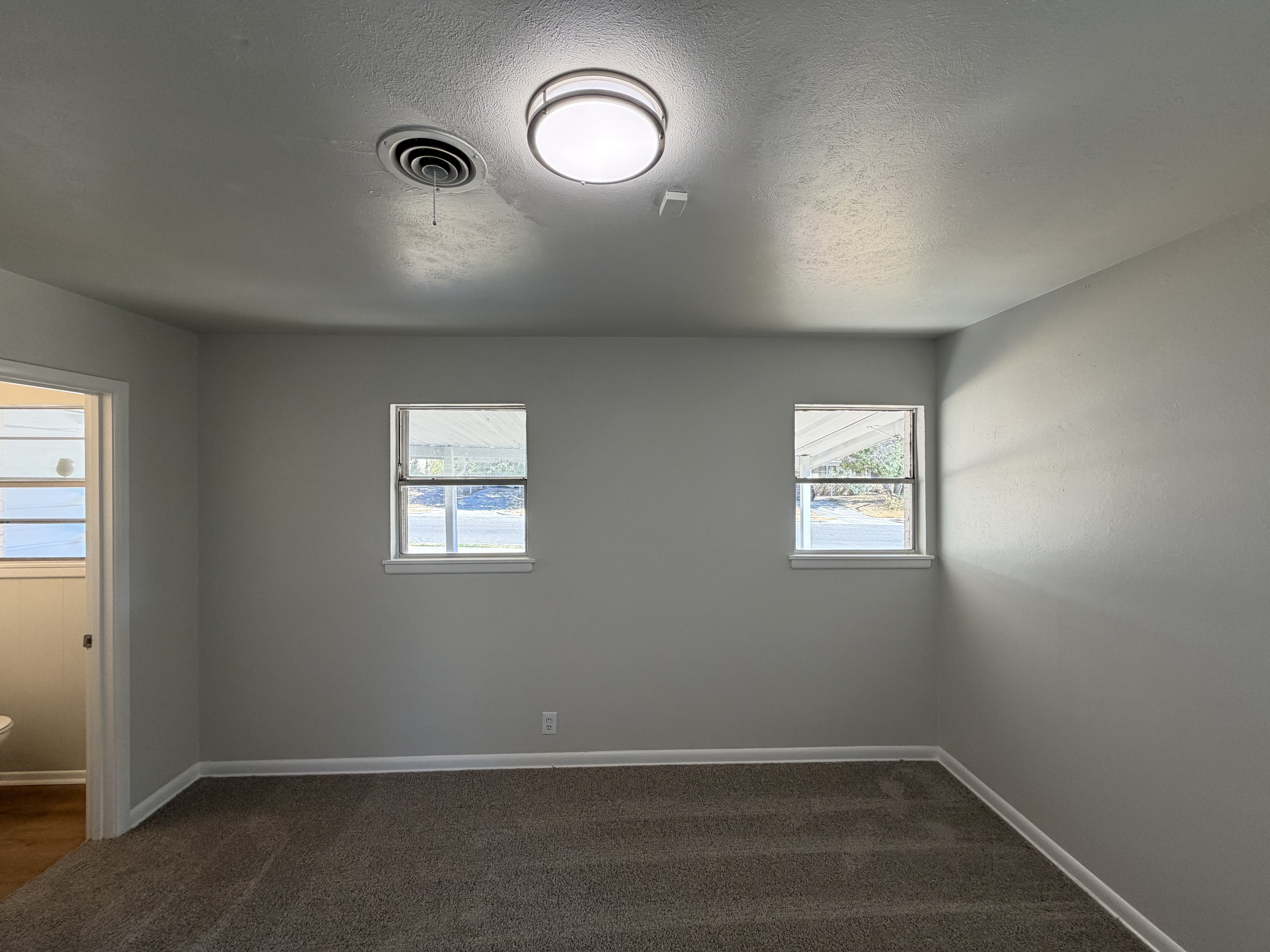 Photo 4 of 20 of 8021 Tumbleweed Trl, Fort Worth, TX