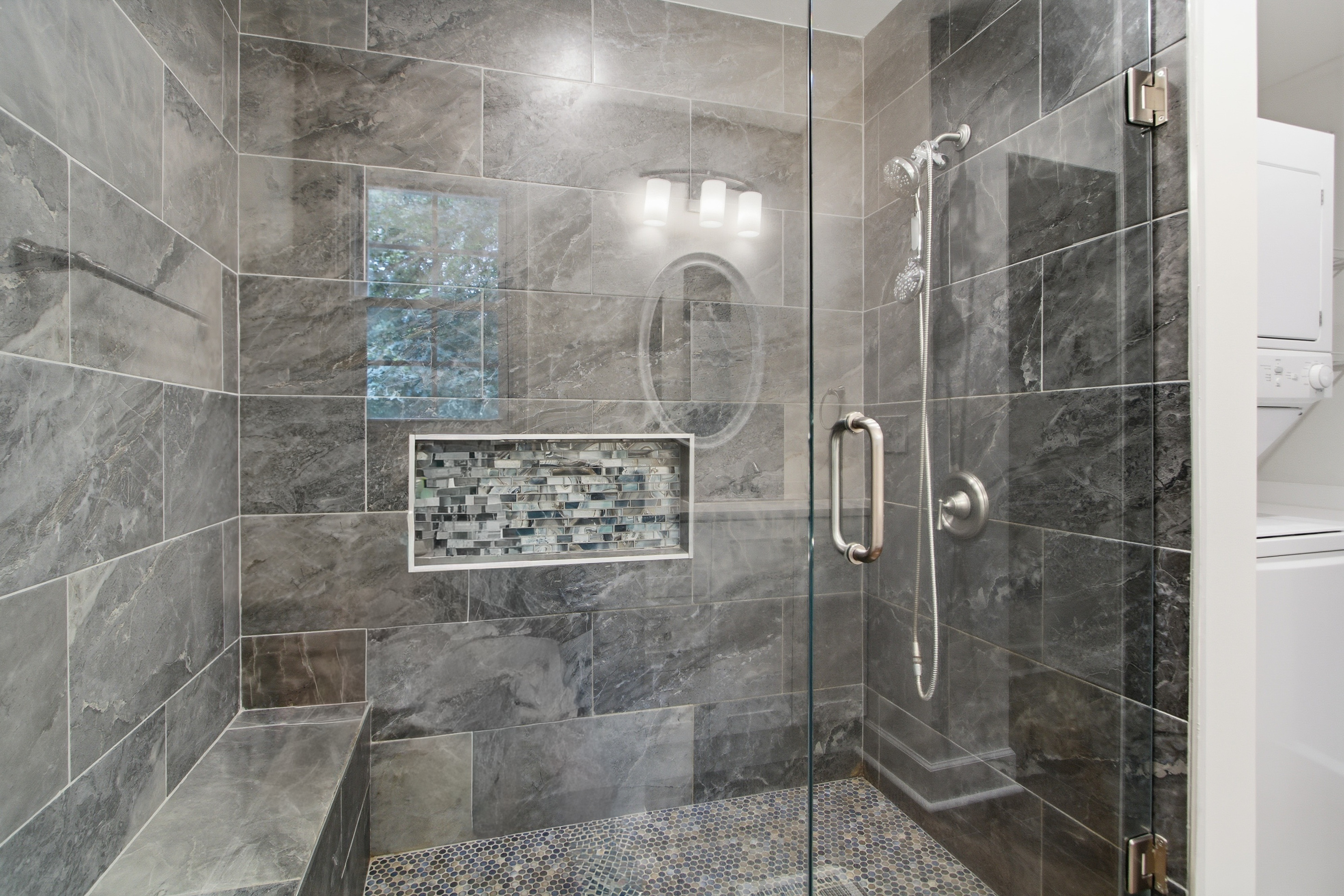 Photo 23 of 33 of 1035 Lakewood Dr, Marietta, GA