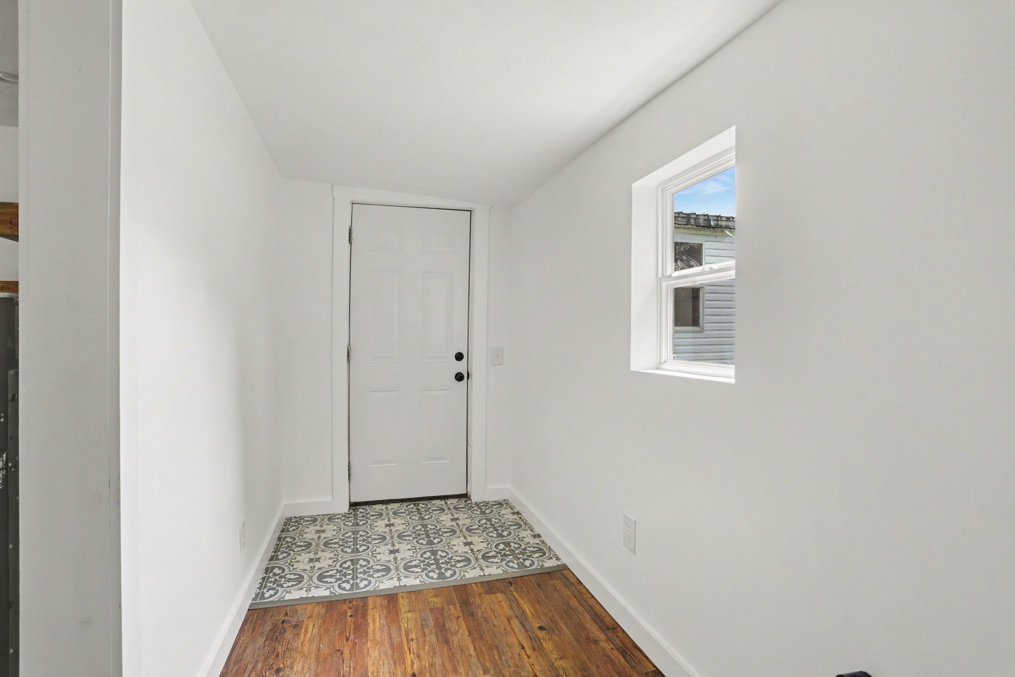 Photo 15 of 17 of 7 E Vine St, Jackson, OH