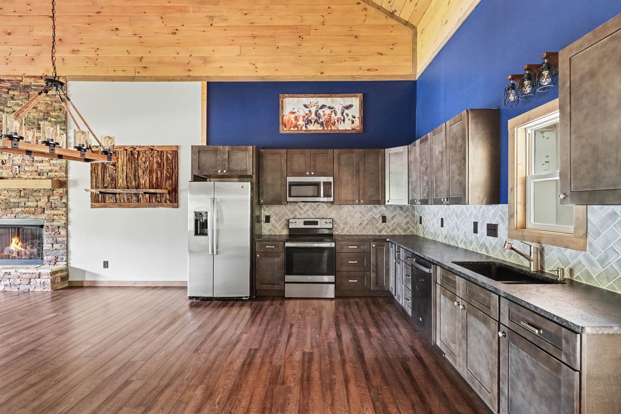 Photo 10 of 16 of 78 Lake Top Ln, Ellijay, GA