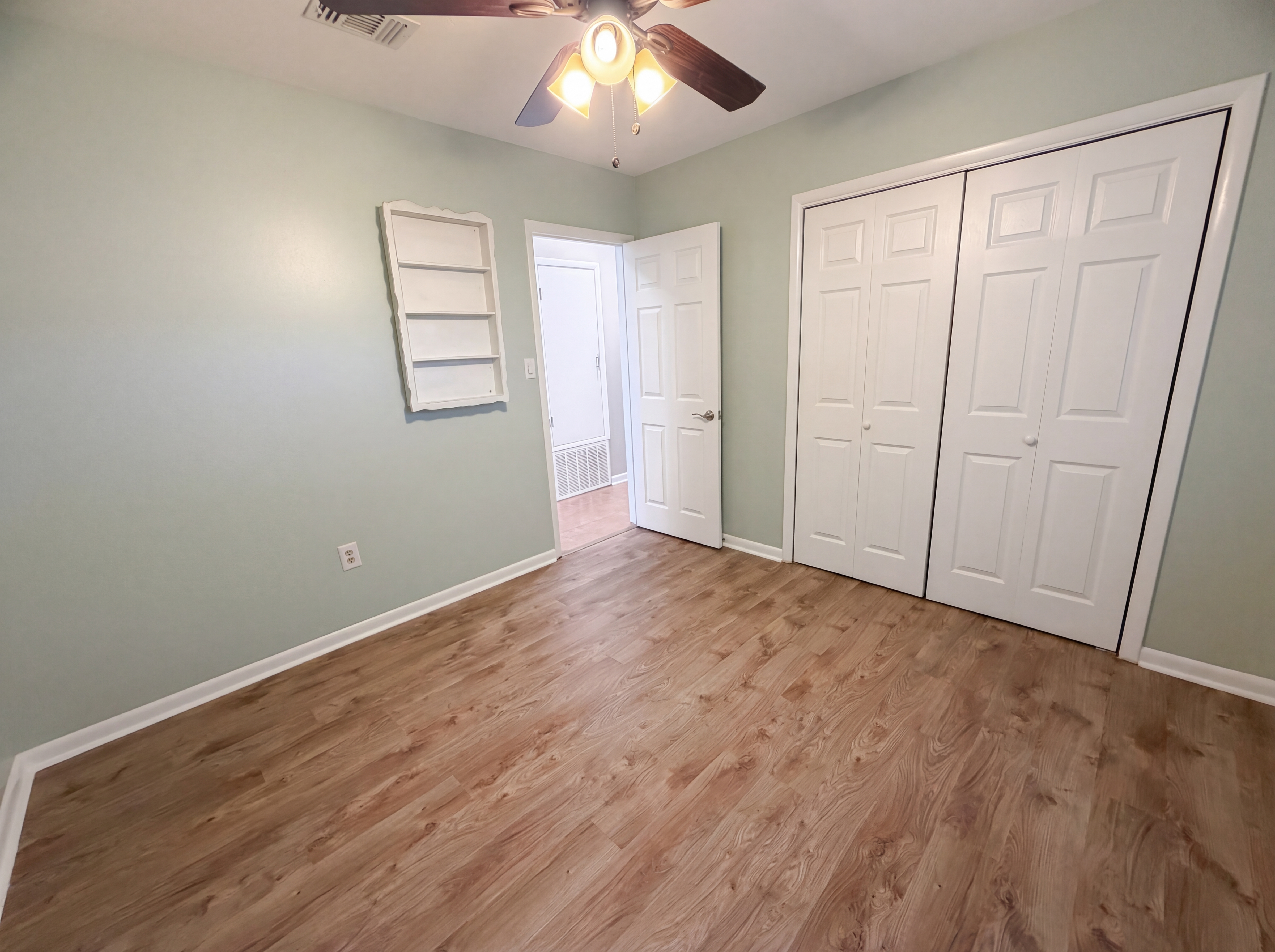Photo 10 of 16 of 636 Merioneth Dr NE, Fort Walton Beach, FL
