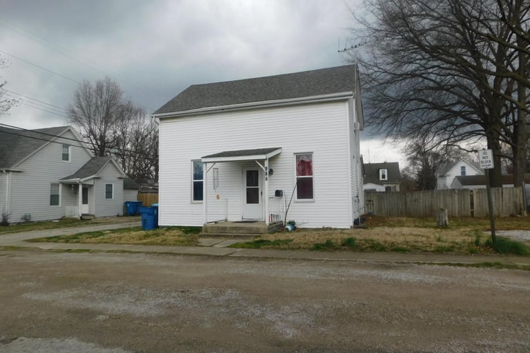 117 E Indiana St, Trenton, IL 62293 Opendoor