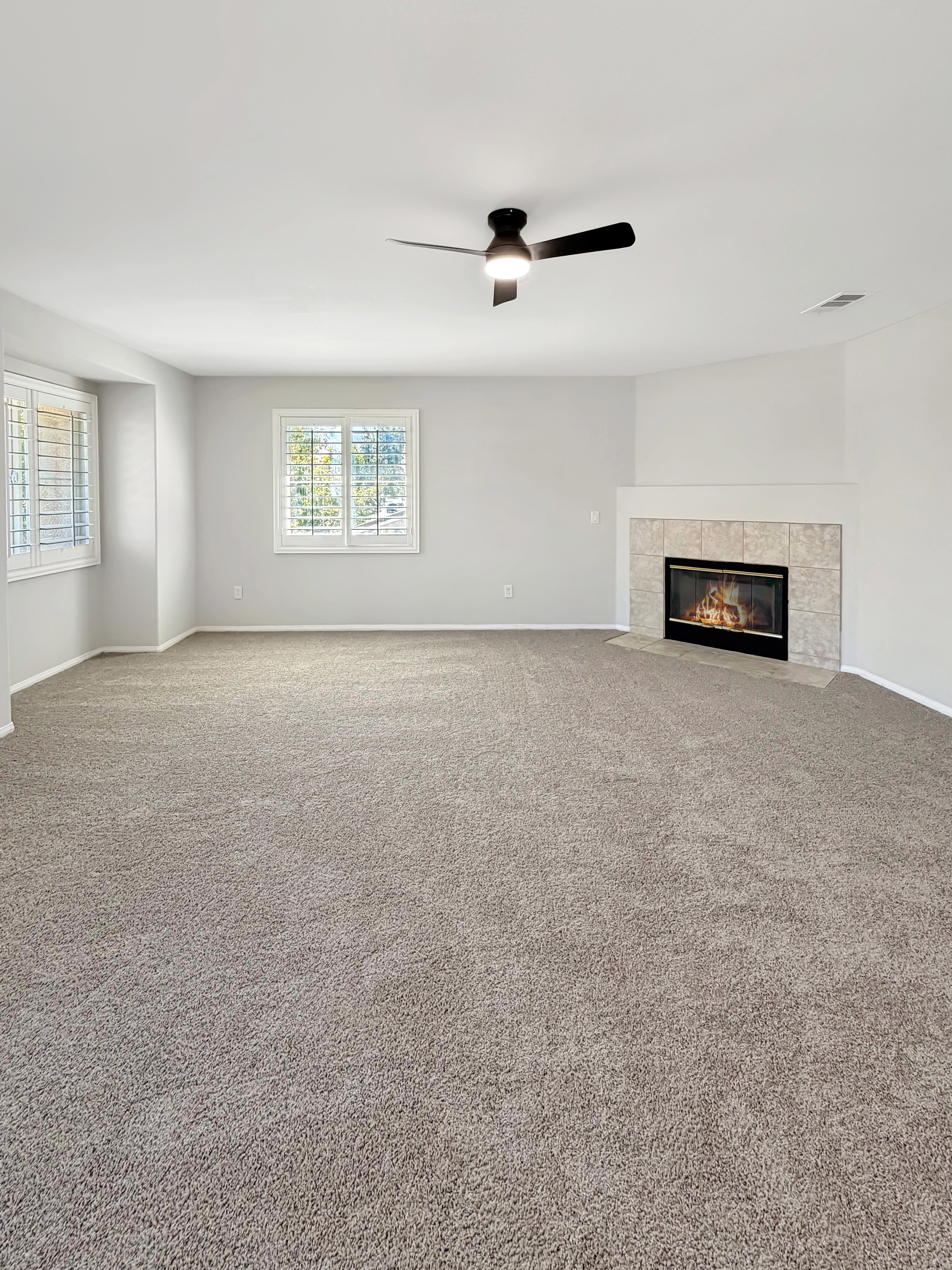 Photo 13 of 75 of 2423 Carolyn Dr, Palmdale, CA