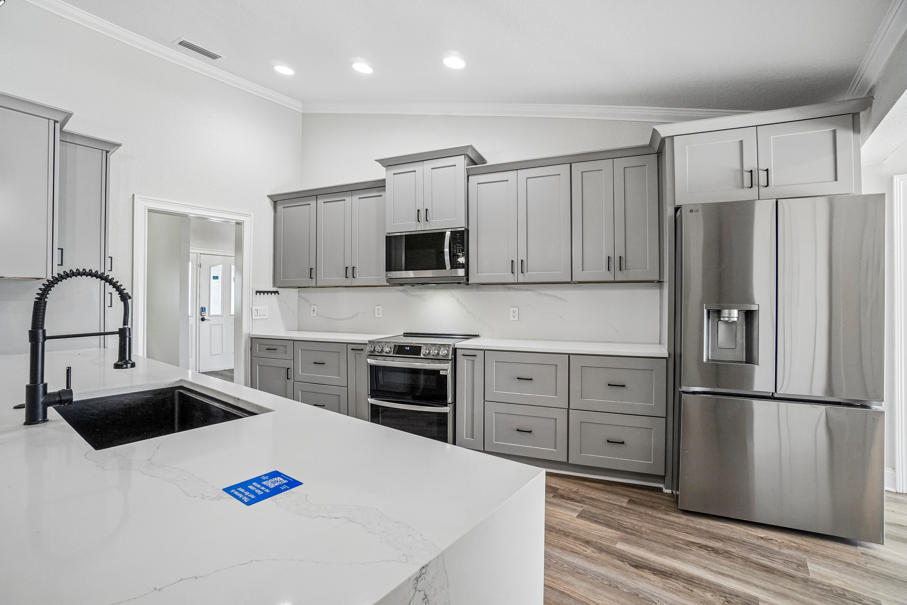 Photo 13 of 63 of 5609 Executive Dr, New Port Richey, FL