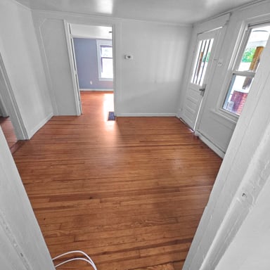 Property photo 3 of 3209 Swan Pl