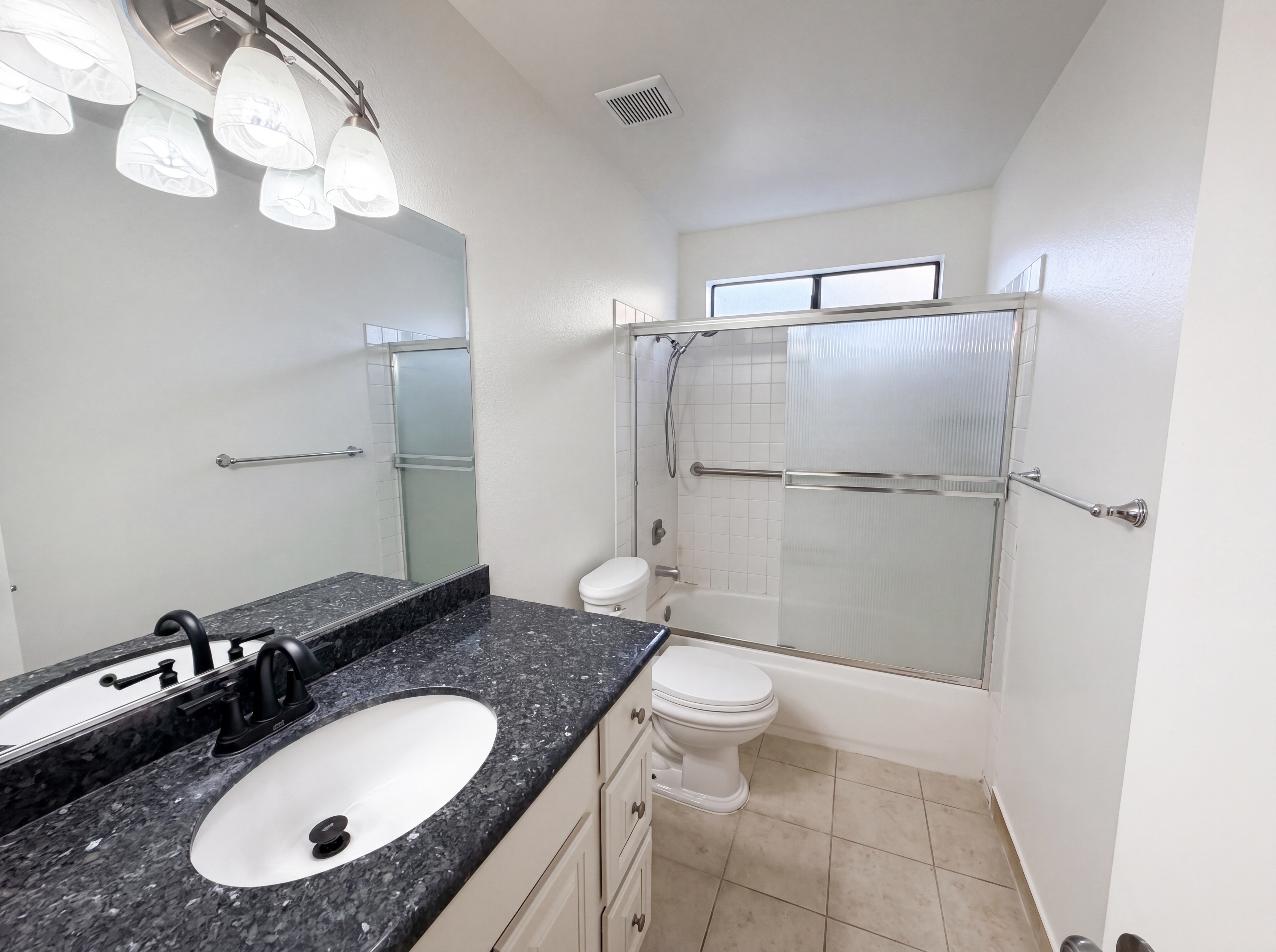 Photo 12 of 27 of 5901 Small Hill Ct, Citrus Heights, CA