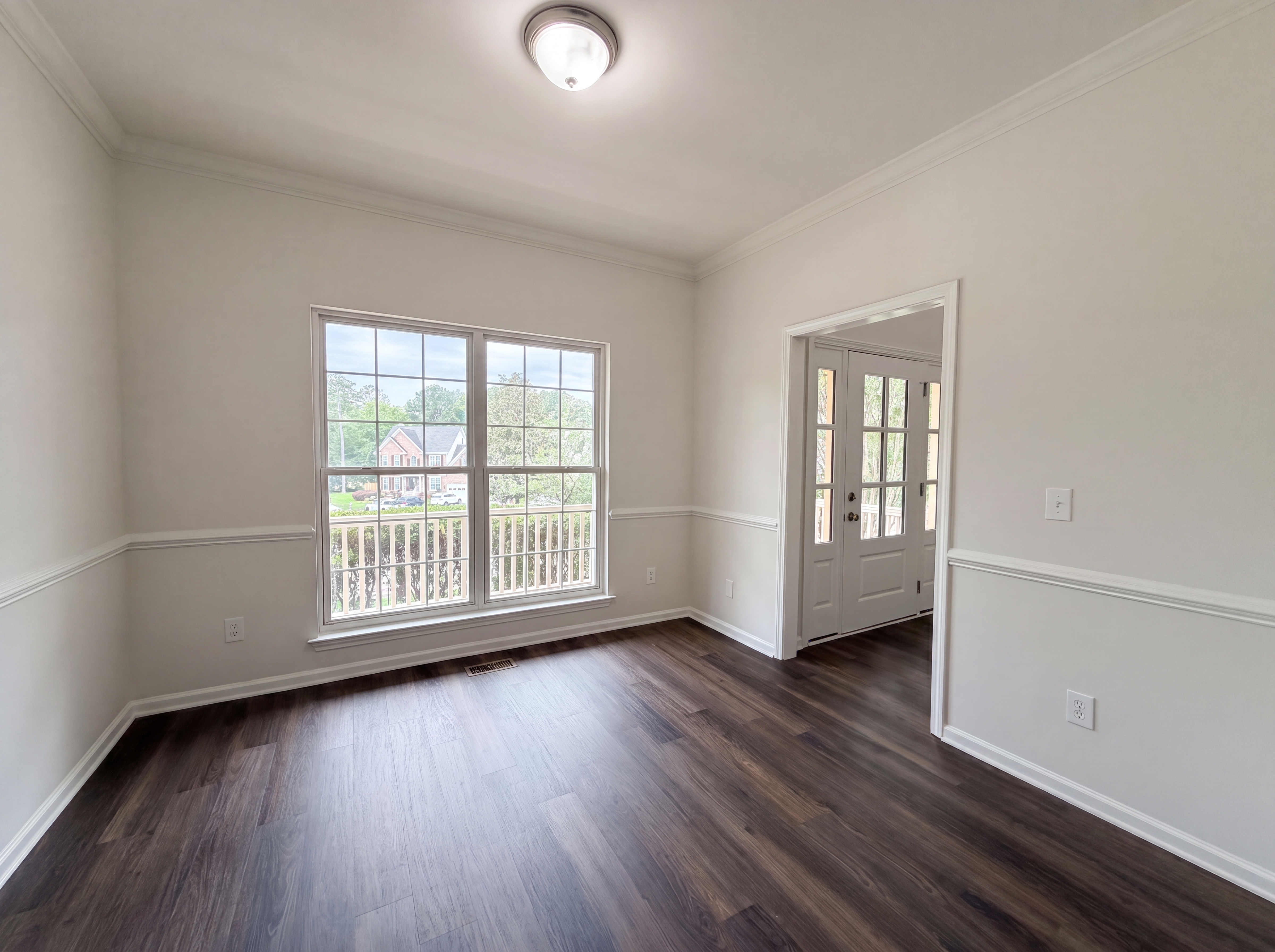 Photo 8 of 32 of 104 Ashley Hall Rd, Columbia, SC