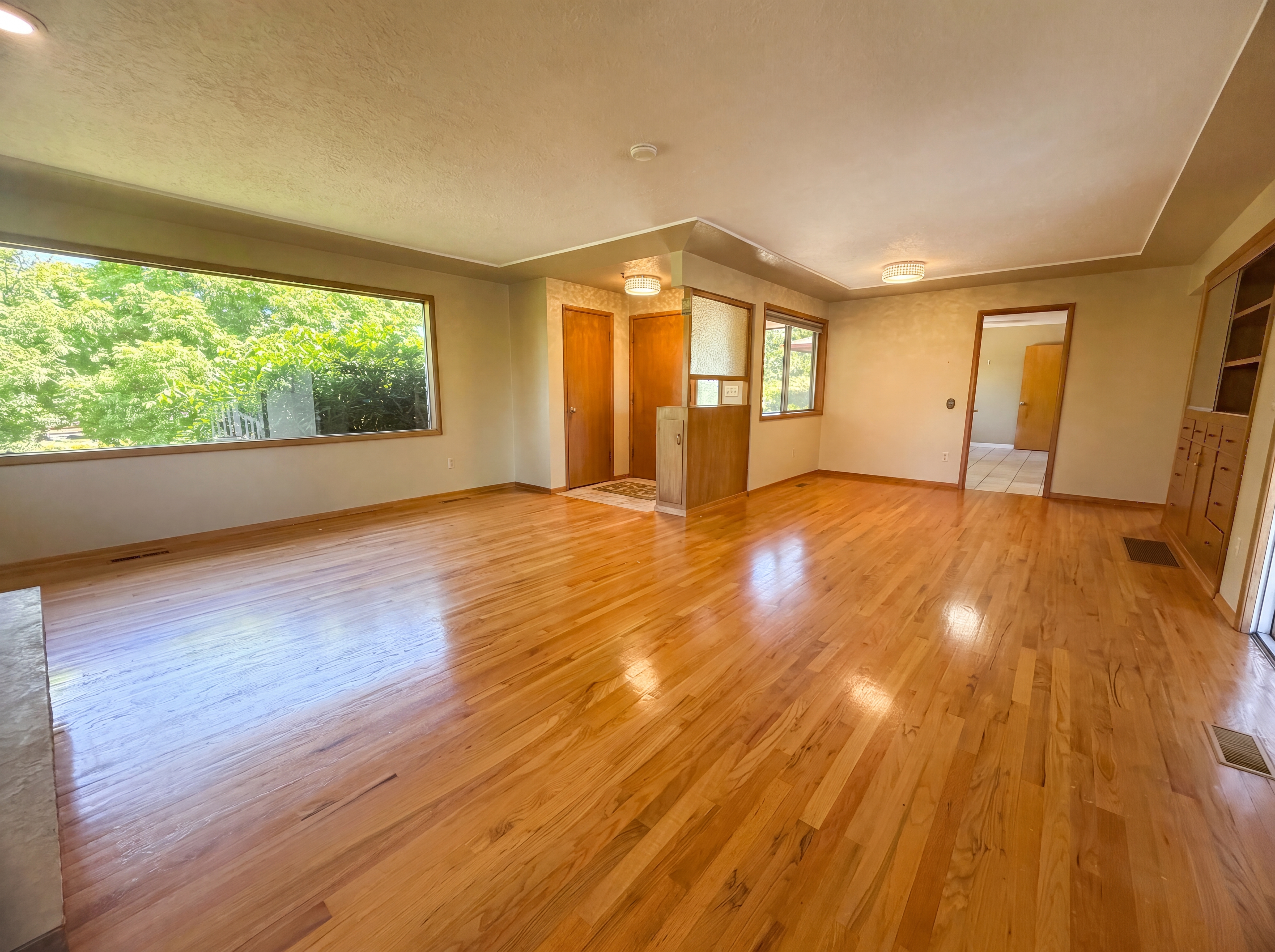 Photo 10 of 24 of 3311 NE 145th Ave, Portland, OR