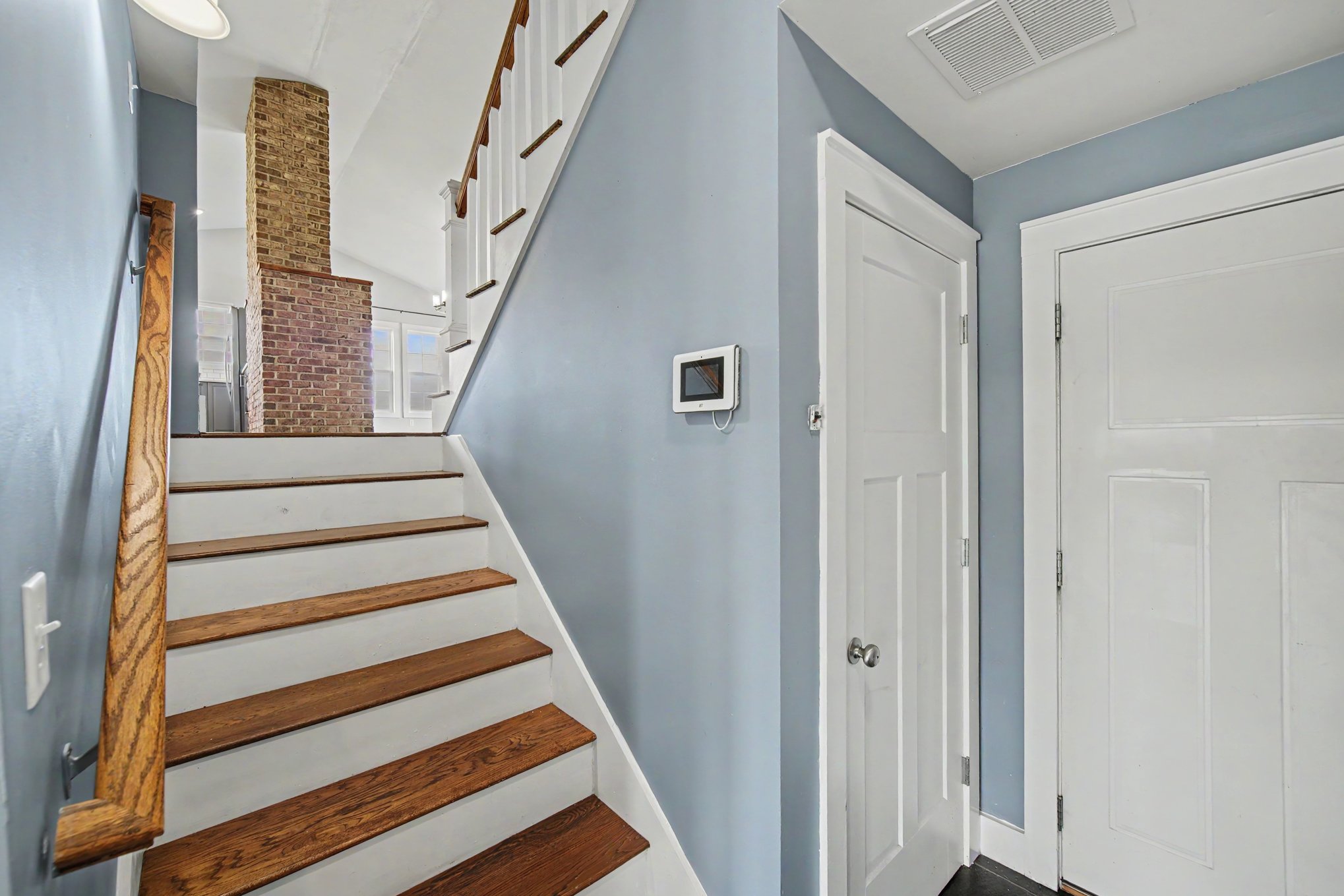 Photo 8 of 18 of 160 Herndon Ln, Berea, KY