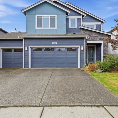 Property photo 1 of 4426 141st Pl SE