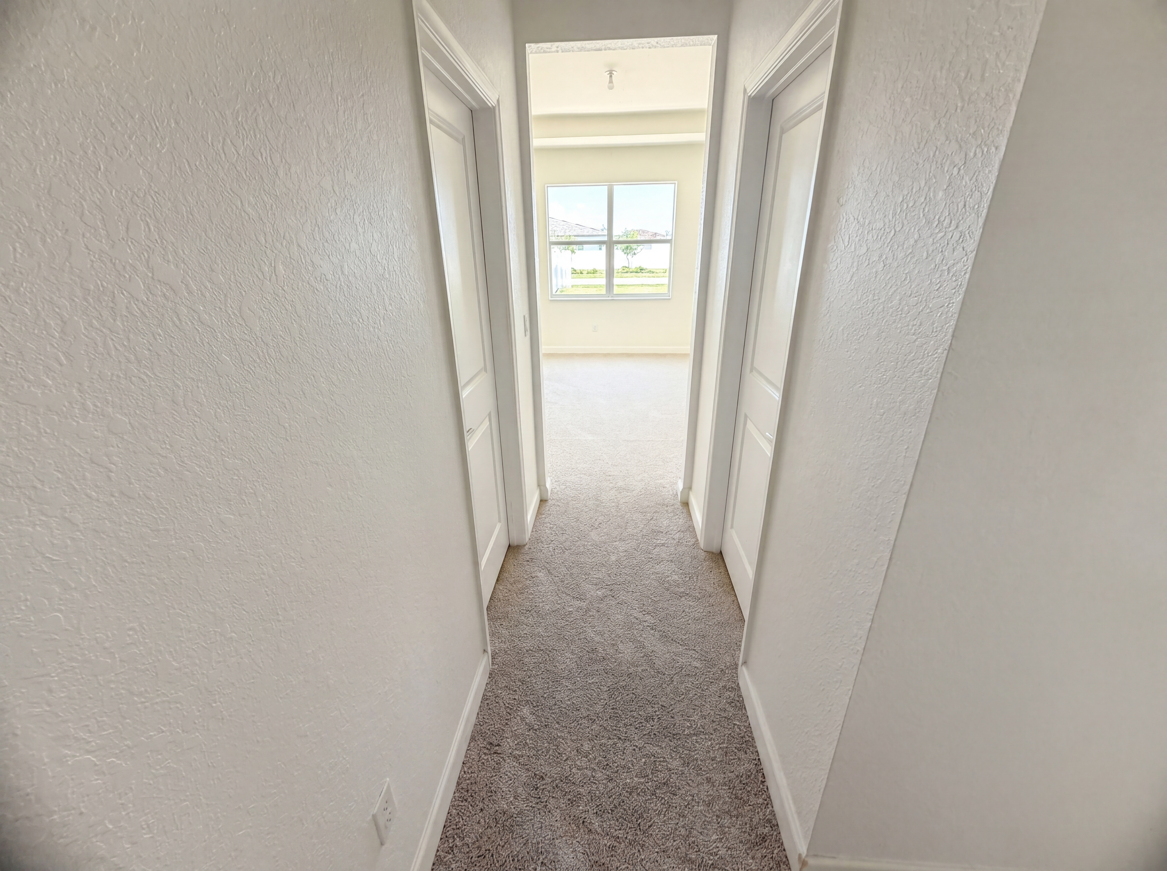 Photo 28 of 42 of 12473 NW Lynch Ln, Port Saint Lucie, FL