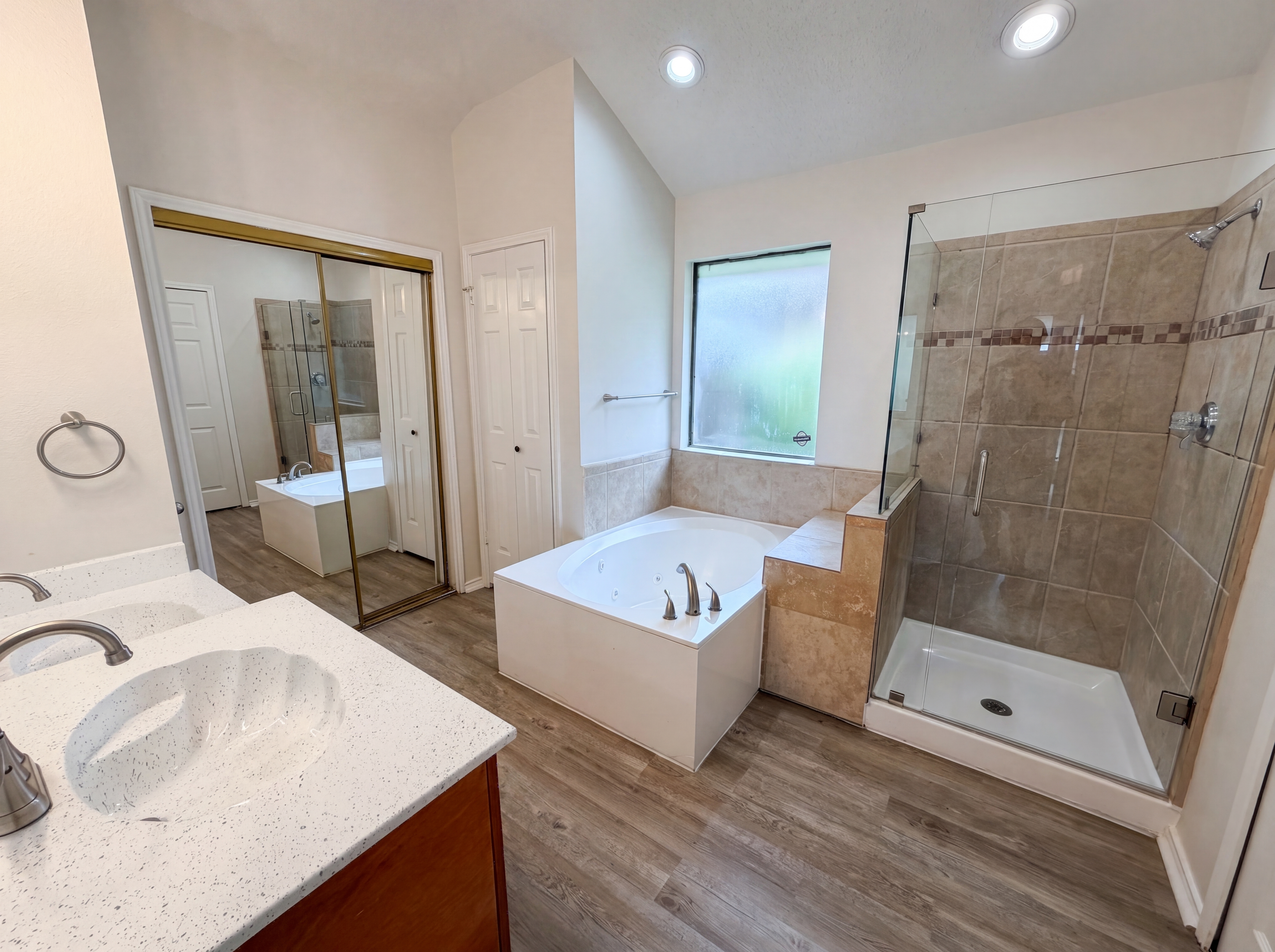 Photo 16 of 18 of 1502 Allen Dr, Cedar Hill, TX