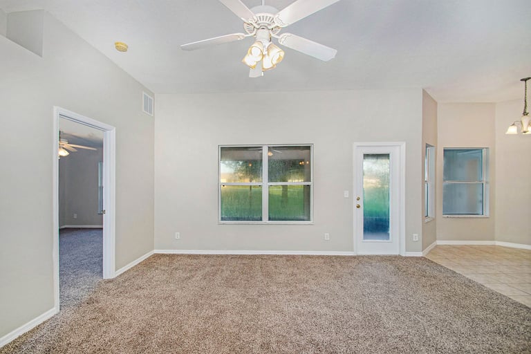 Photo 11 of 18 - 36641 Oconee Ave, Eustis, FL 32736