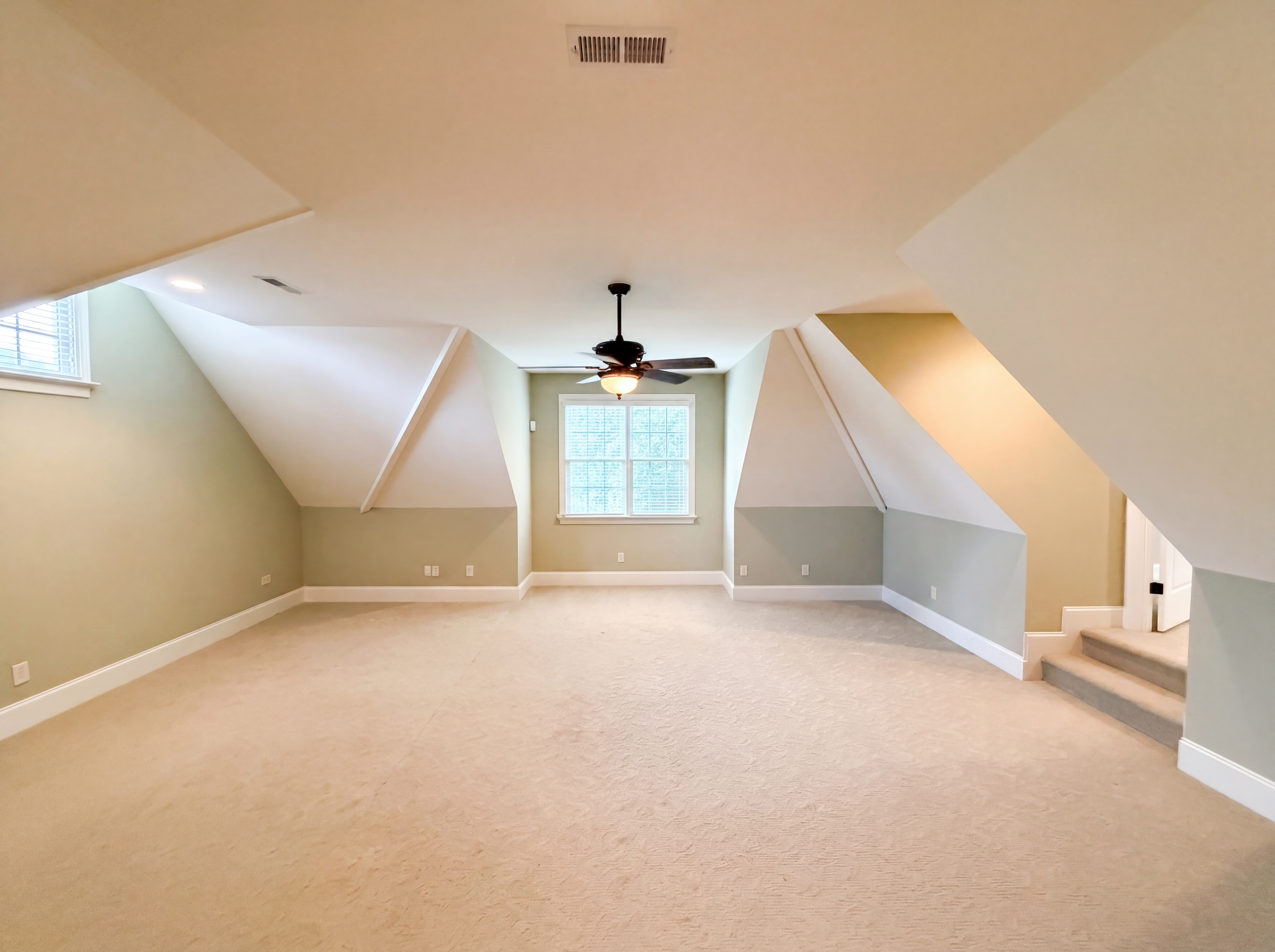 Photo 16 of 30 of 3051 E Bay Ct, Creedmoor, NC