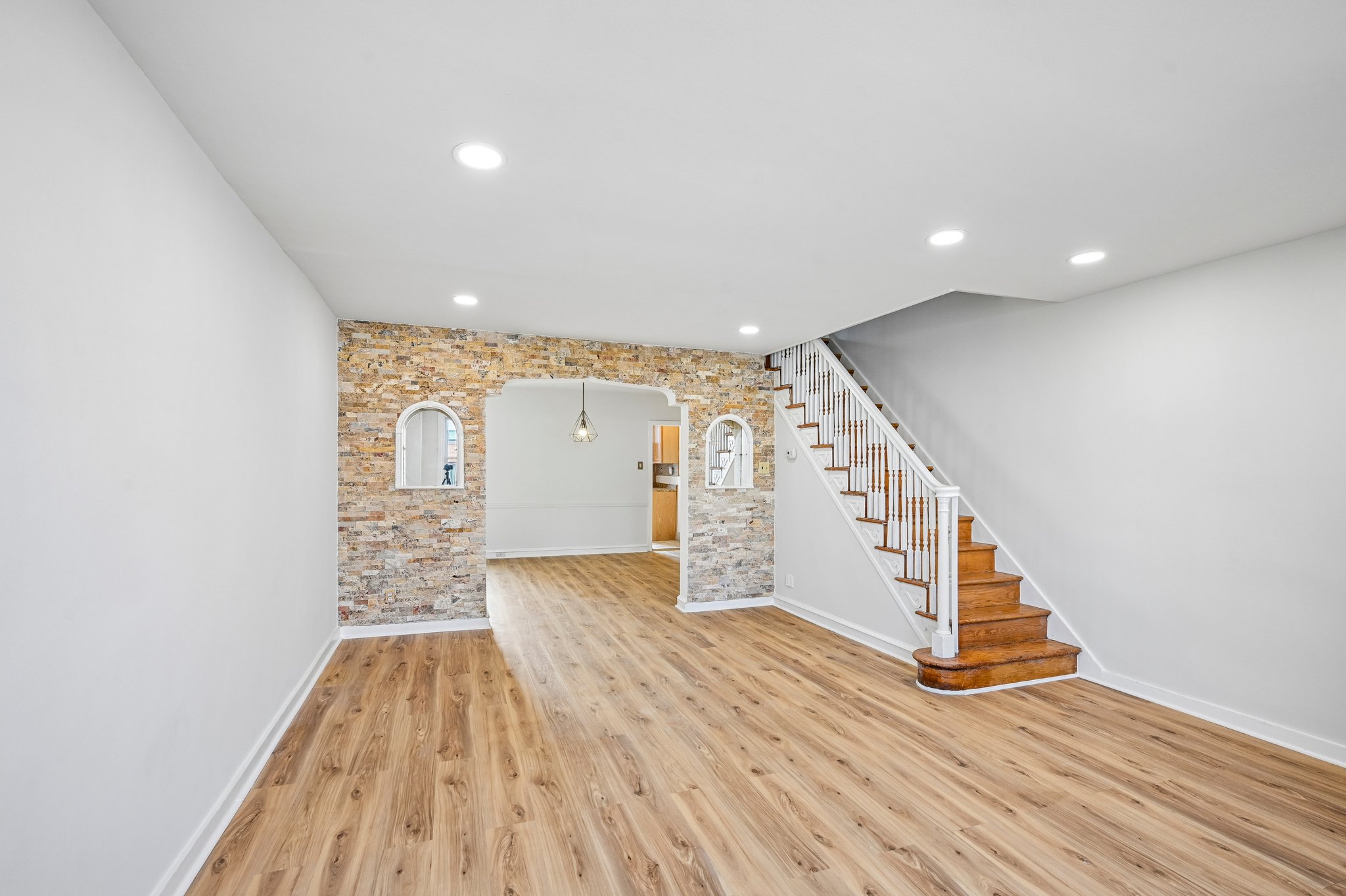 Photo 7 of 29 of 1742 E Mayland St, Philadelphia, PA