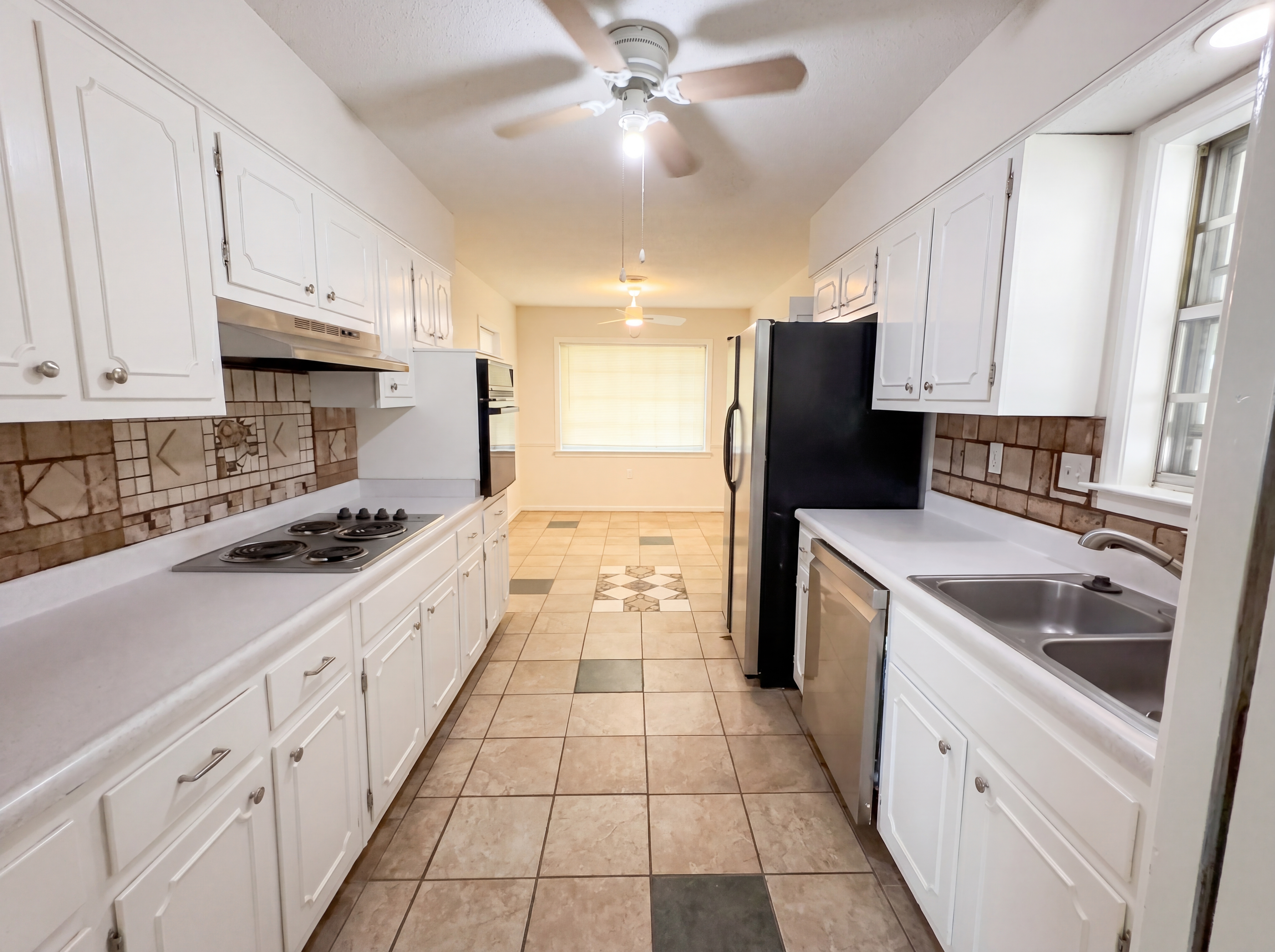 Photo 2 of 43 of 4803 Priscilla Ave, Memphis, TN