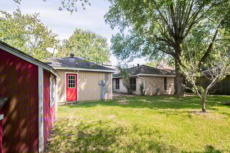 Photo 34 of 35 - 15014 Penn Hills Ln, Houston, TX 77062