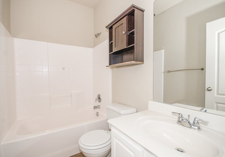 Photo 23 of 26 - 544 Kenilworth Ave, Little Elm, TX 75068
